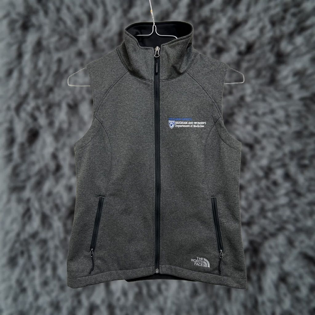 The North Face The North Face Windwall Vest Womens Small Gray Softshell Full Zip Pockets YKK Size S / US 4 / IT 40 - 1 Thumbnail