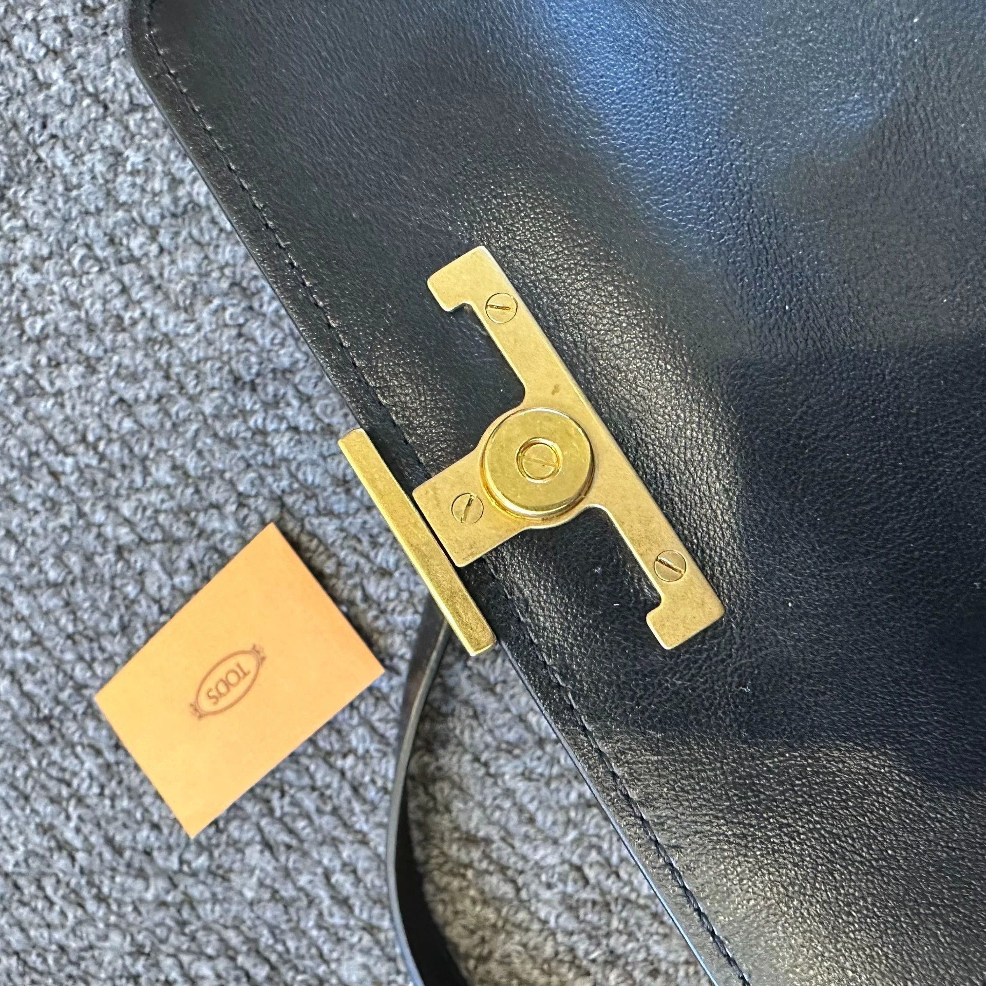 Tod's TOD'S T Logo Timeless Small Black Bag (Excellent!) Size ONE SIZE - 4 Thumbnail