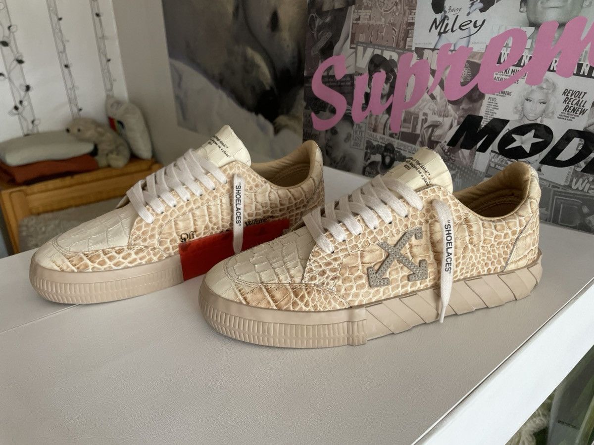 Pre-owned Off-white Croco Vulcanized Sneakers Crocodile Leather Shoes In Cream