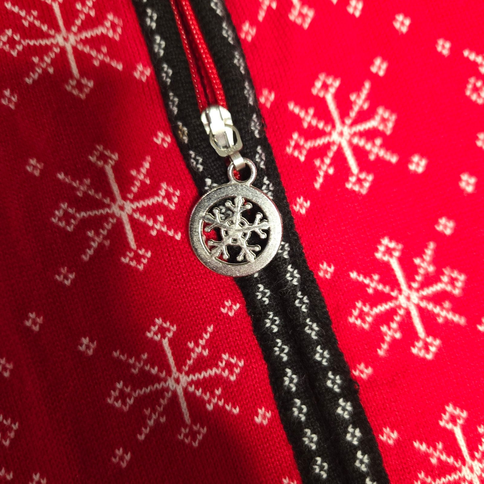 Vintage Y2K Red Snowflake Sweater Vest Size XL Petite Size XL / US 12-14 / IT 48-50 - 5 Thumbnail