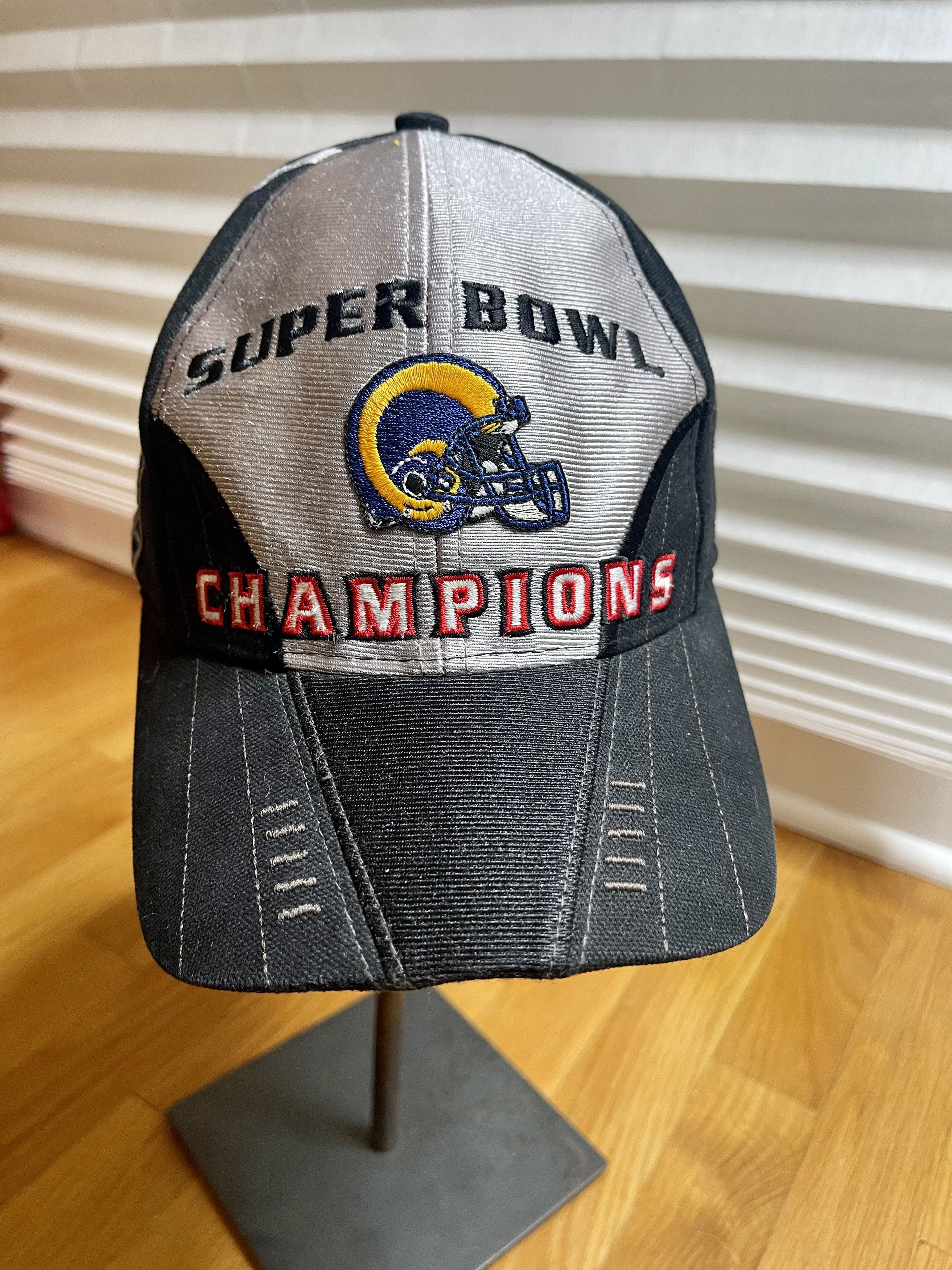 NFL × Puma × Vintage 2000 St Louis Rams Super Bowl Champions Vintage Hat Size ONE SIZE - 4 Thumbnail