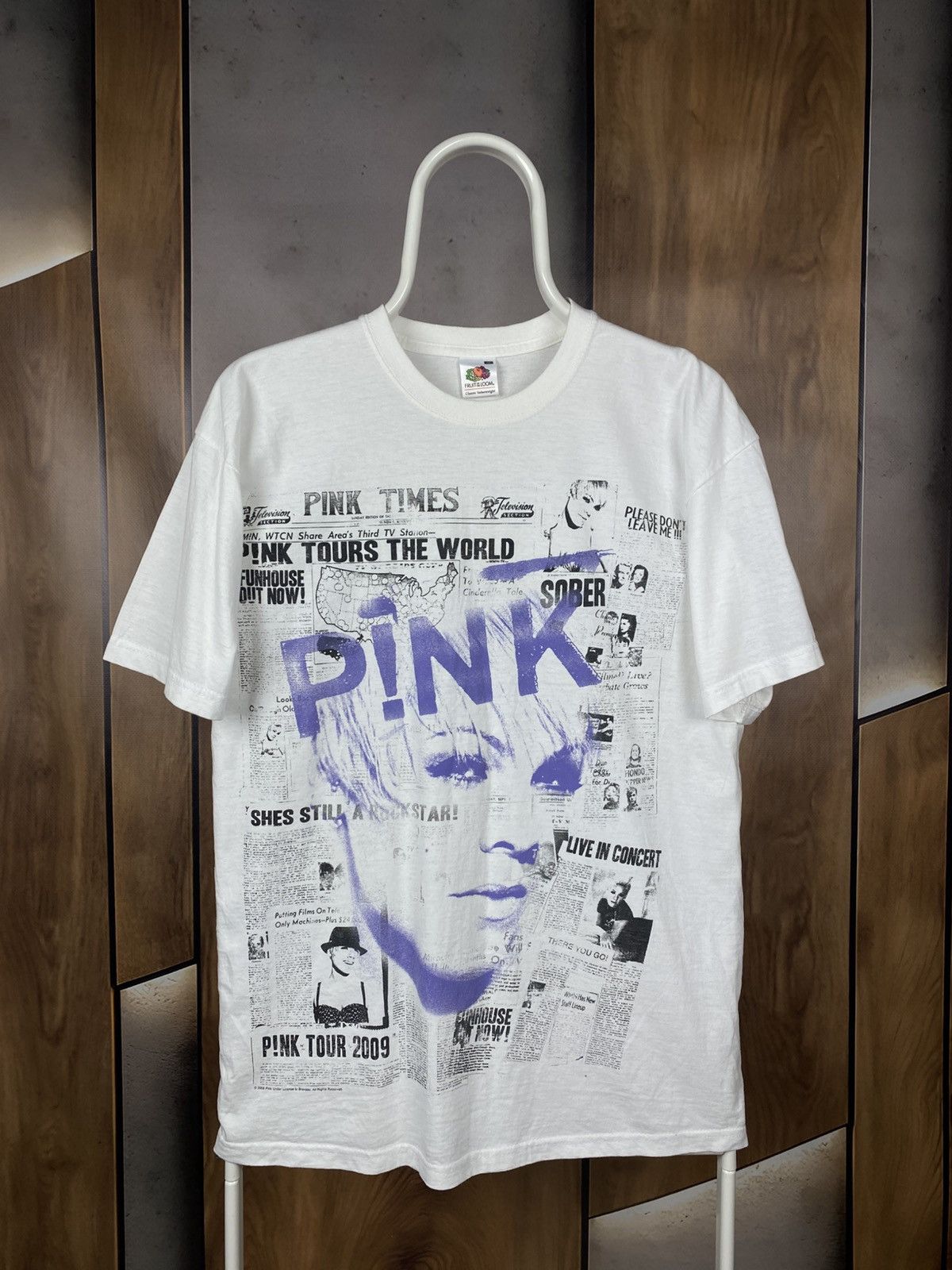 Fruit Of The Loom Vintage Pink Tour 2009 T-Shirt Tee Y2K Rare Size US M / EU 48-50 / 2 - 1 Thumbnail