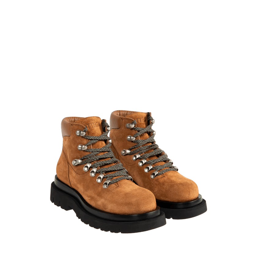Bottega Veneta o1h1sh10526 Lug Boot in Brown/Camel Size US 7 / IT 37 - 2 Thumbnail
