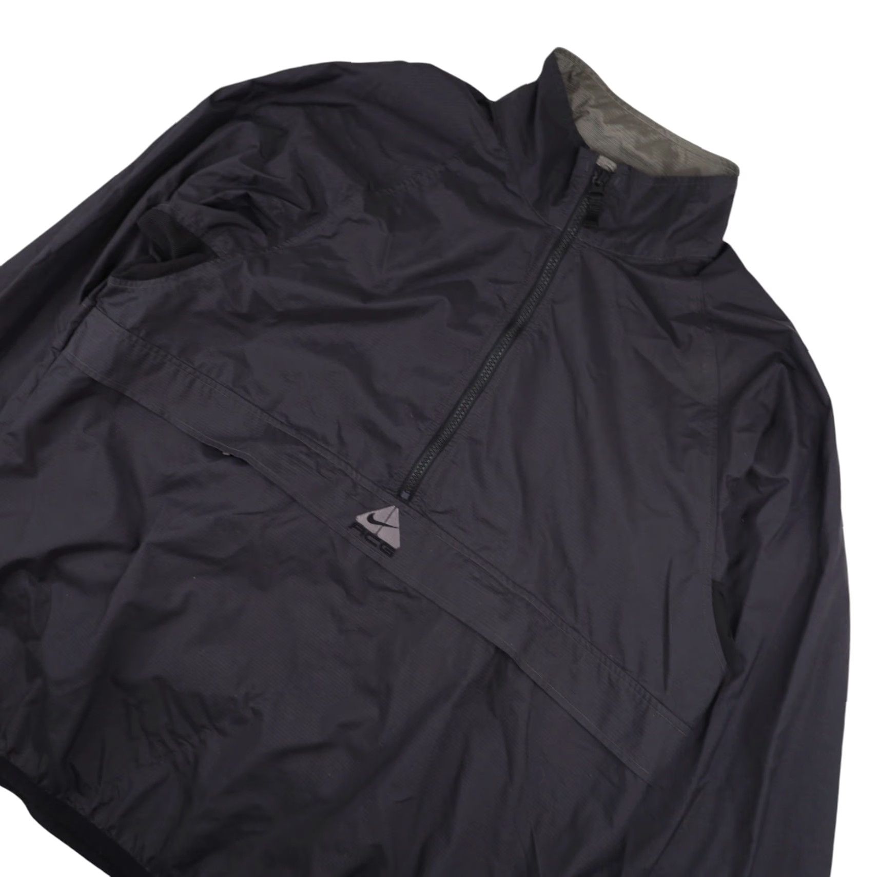 Nike ACG VINTAGE Nike ACG Layer 3 Packable Windbreaker Jacket Black Mens Large Windbreaker Jacket Size US L / EU 52-54 / 3 - 2 Thumbnail
