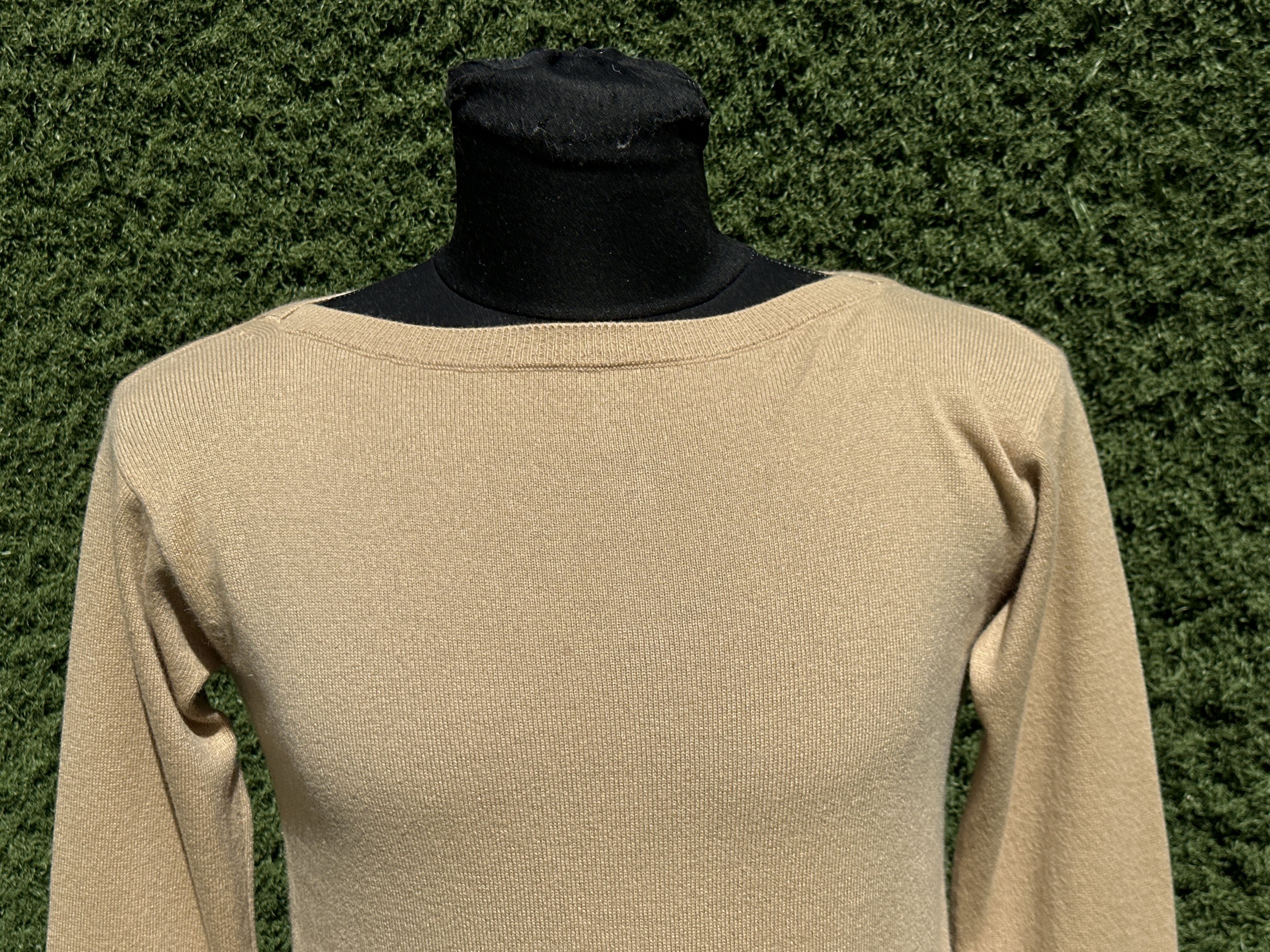 Prada Prada Cashmere Reverse Button Boat Neck Knit Sweater IT 40 Size S / US 4 / IT 40 - 2 Thumbnail