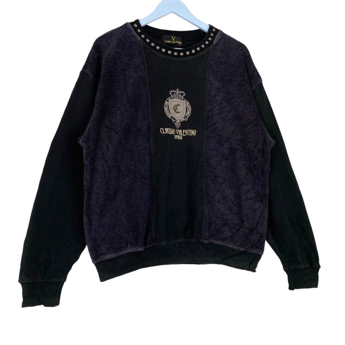 Valentino × Vintage Vintage 90s Claudio Valentino Paris Embroidered Crewneck Size US L / EU 52-54 / 3 - 3 Thumbnail