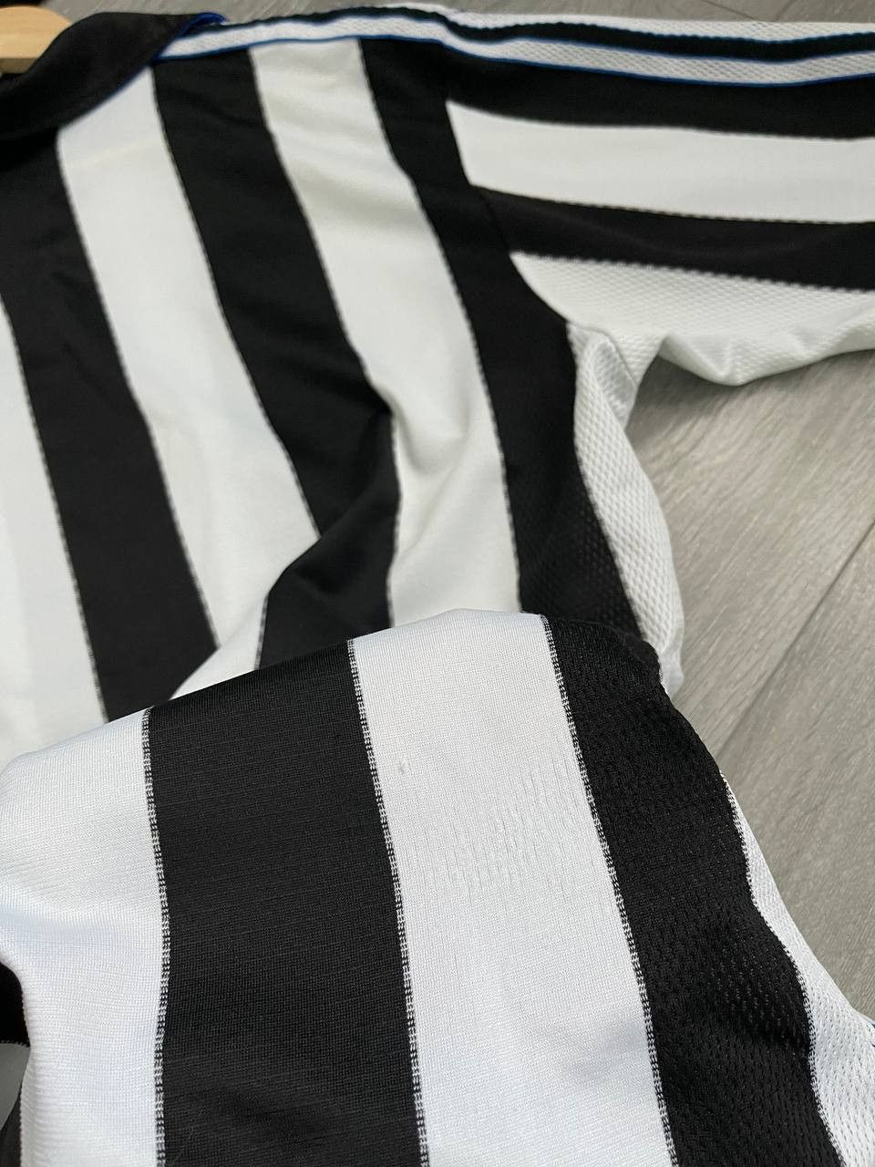 Adidas × Streetwear × Vintage Newcastle United 1999 Home Football Shirt Adidas Size US L / EU 52-54 / 3 - 13 Thumbnail