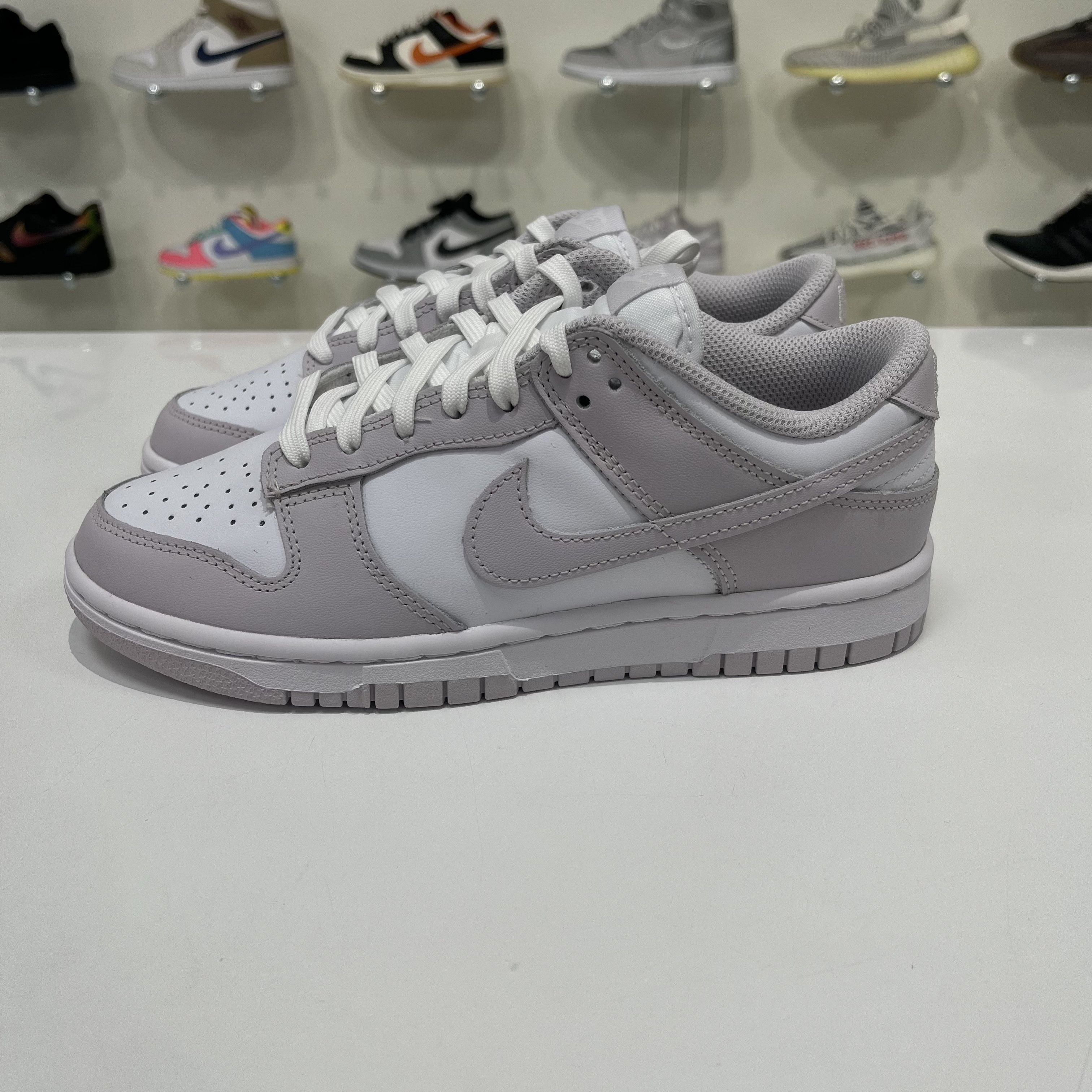 Nike Nike Dunk Low Venice(W) Size US 6.5 / IT 36.5 - 2 Thumbnail