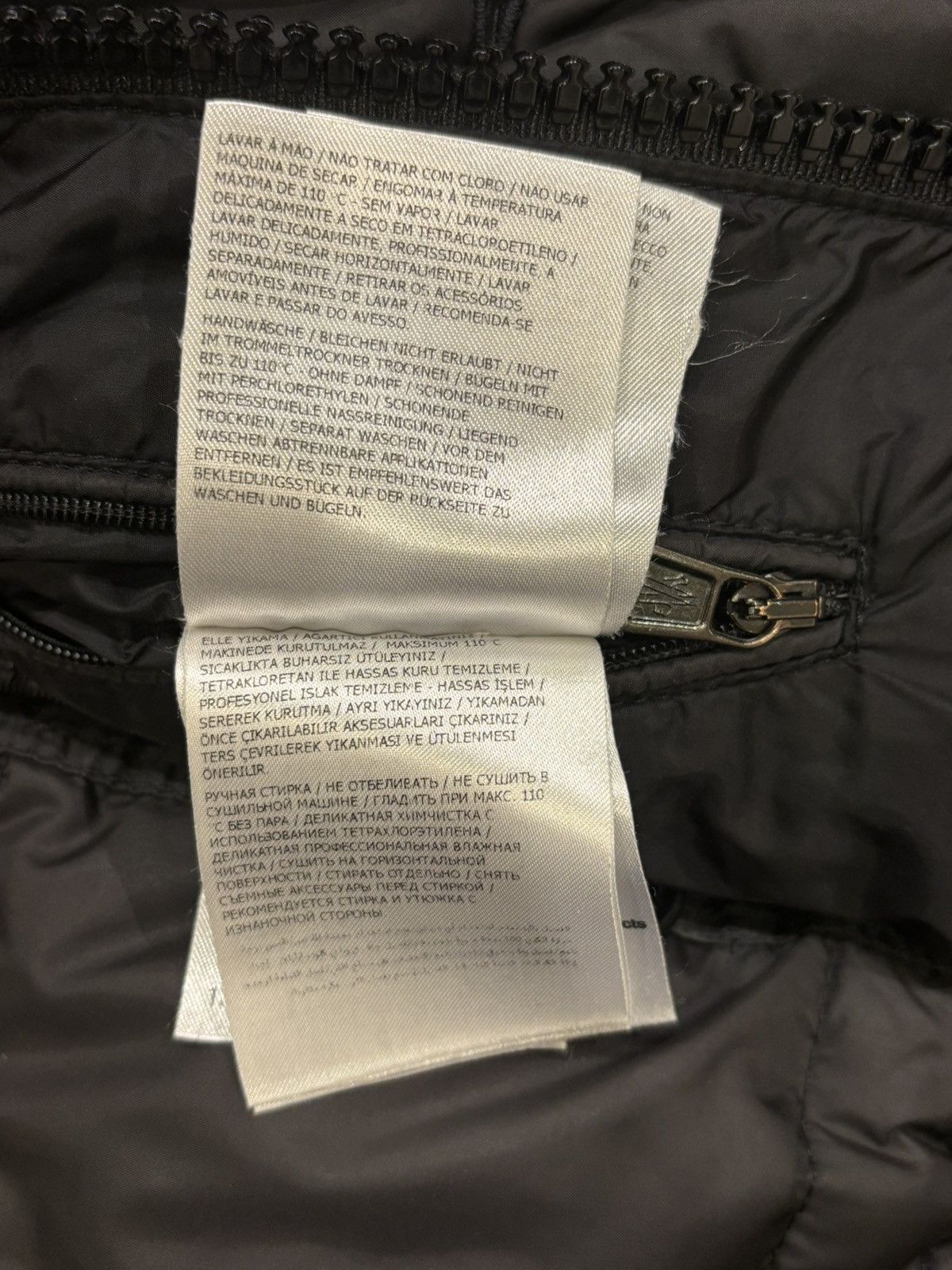 Moncler Moncler Affton Giubbotto Size L / US 10 / IT 46 - 10 Thumbnail