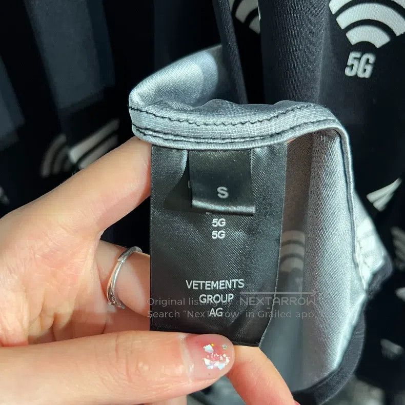 Vetements Vetements “5G” Printed Long-Sleeve Shirt Size US S / EU 44-46 / 1 - 9 Thumbnail
