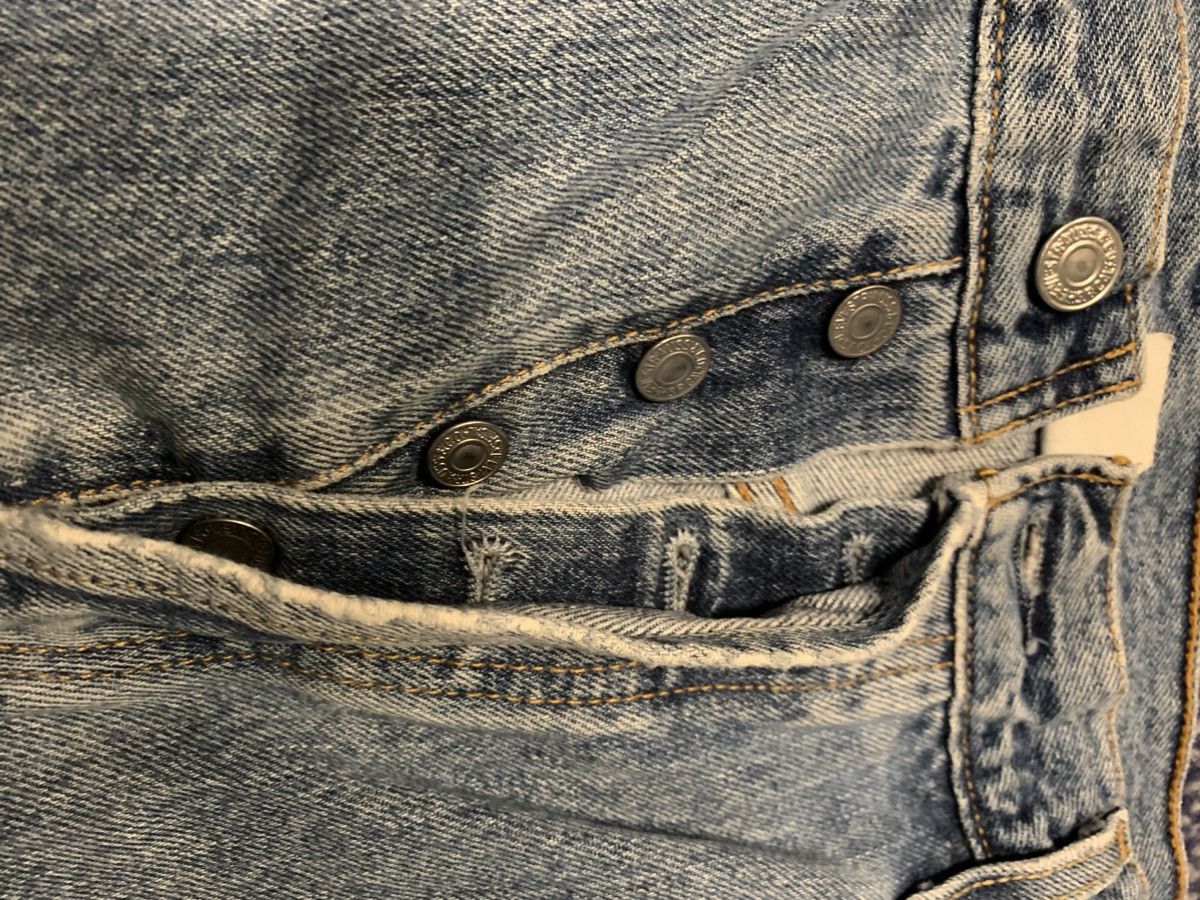 Levi's × Levi's Vintage Clothing × Vintage Levi 501 light wash 36x32 jeans Size US 36 / EU 52 - 3 Thumbnail