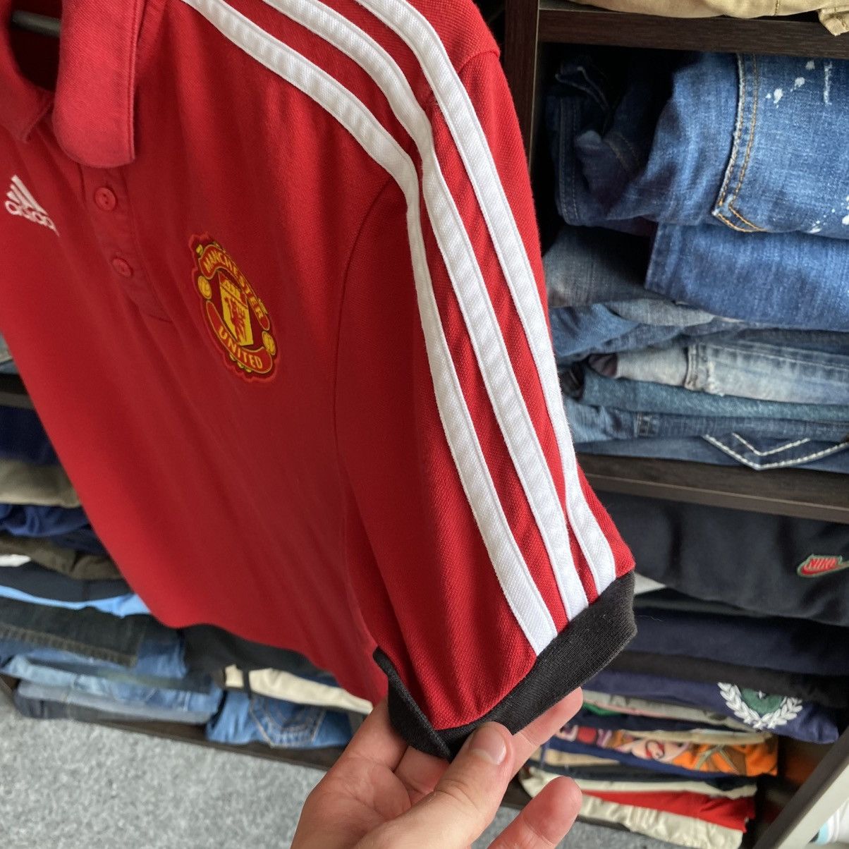 Adidas Mens Adidas Manchester United 2021 Red Home jersey Size US S / EU 44-46 / 1 - 8 Thumbnail