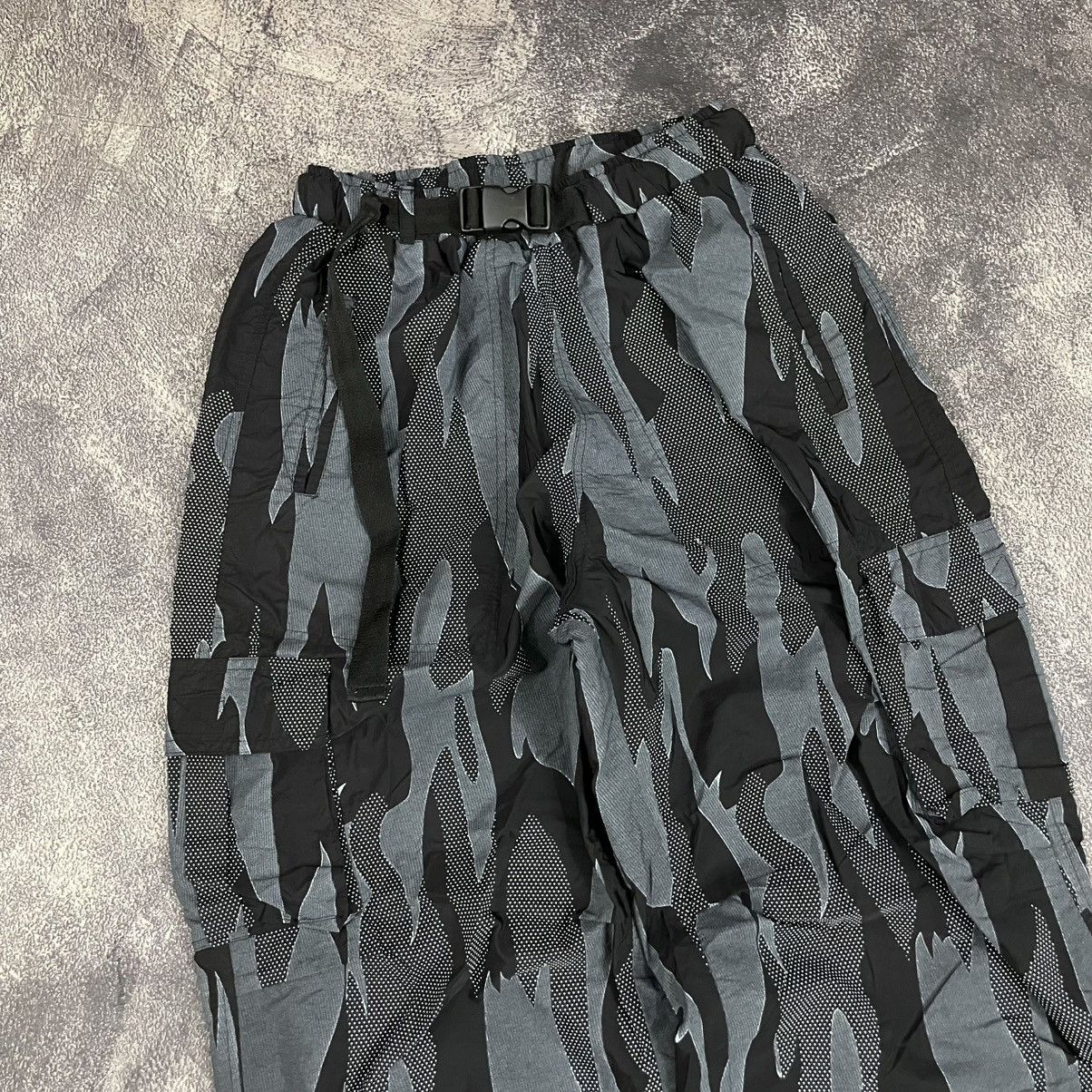 Japanese Brand × Vintage Unknown brand parachute pants Size US 31 - 3 Thumbnail