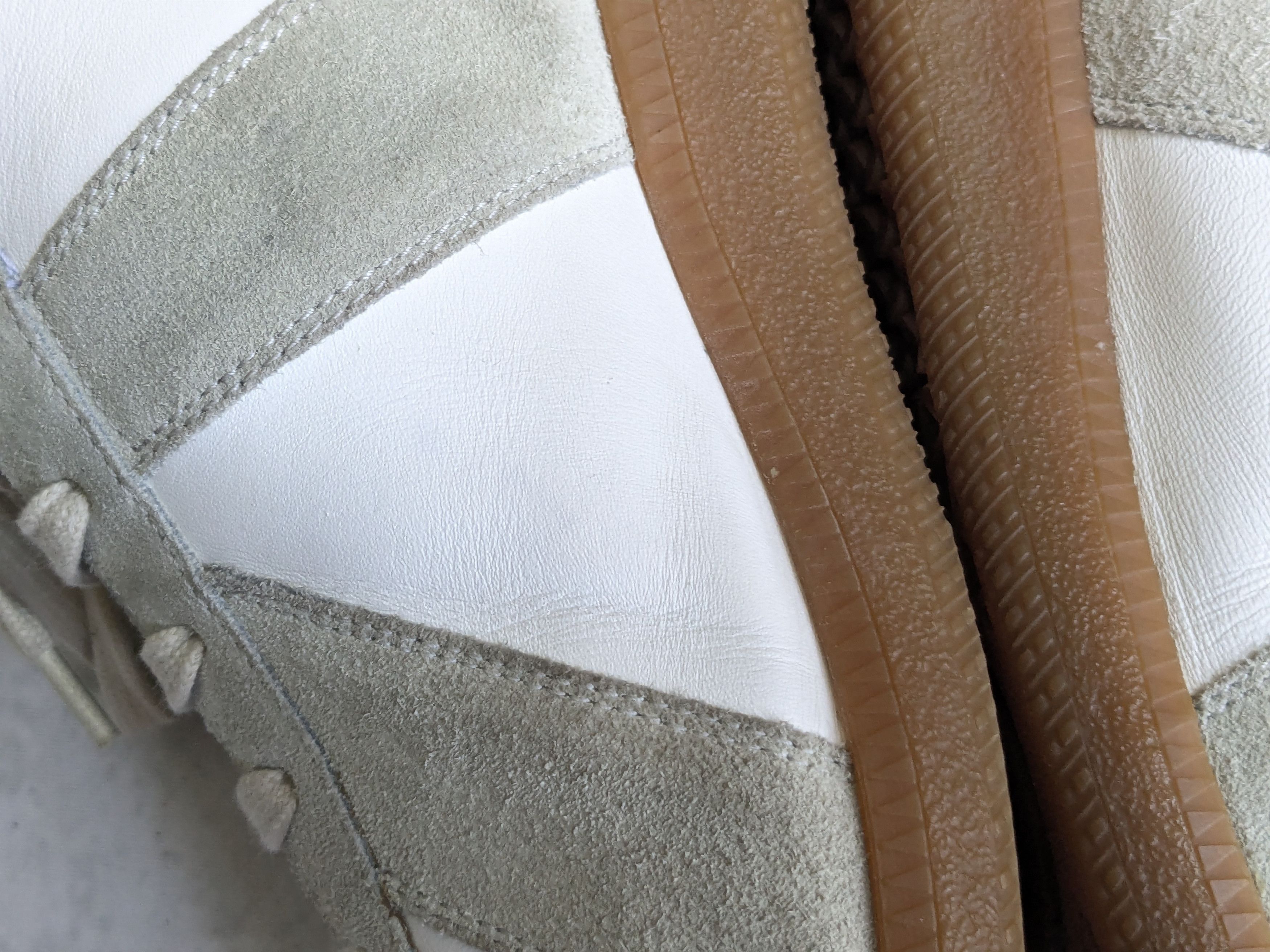 Maison Margiela Maison Margiela Replica GAT White Gray 12 45 Low Tops Size US 12 / EU 45 - 12 Thumbnail