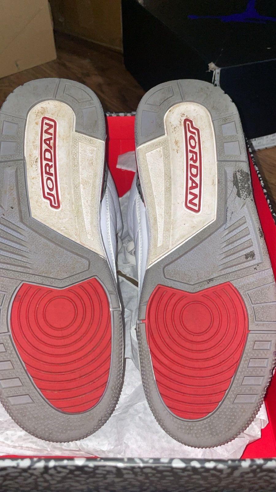 Jordan Brand Jordan 3 fire red size 7 Size US 7 / EU 40 - 4 Thumbnail