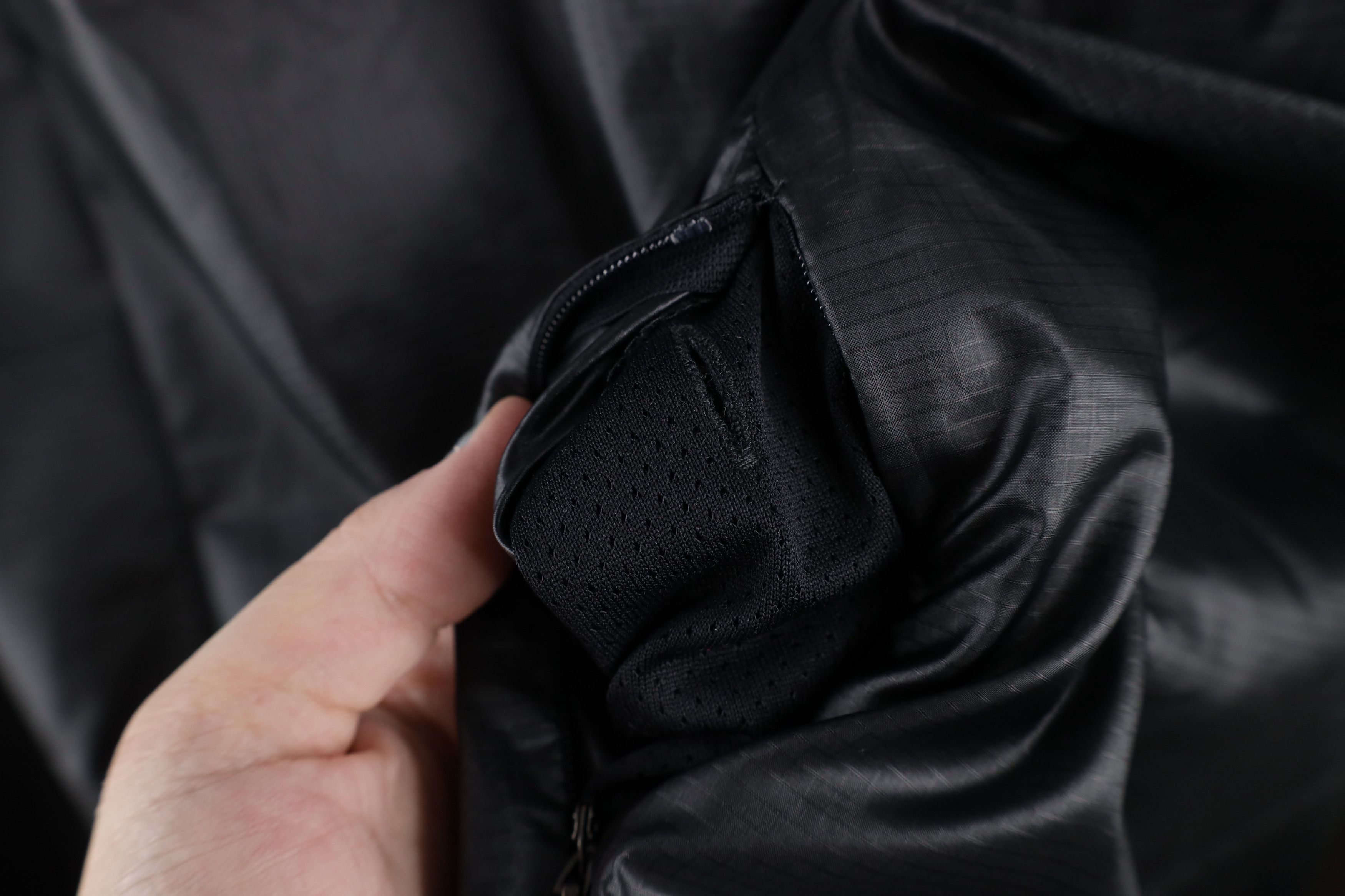 Vintage Sugoi Reflective Super Lightweight Windbreaker Jacket Size L / US 10 / IT 46 - 12 Thumbnail
