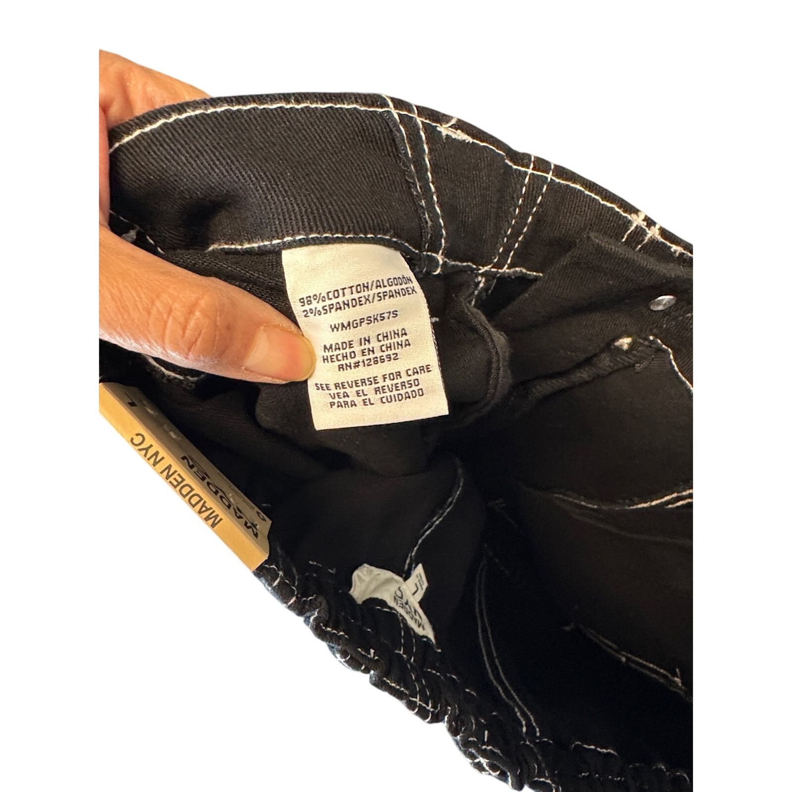Madden NYC Madden NYC black cargo pants contrast stitching size L Size 34" / US 12 / IT 48 - 7 Thumbnail