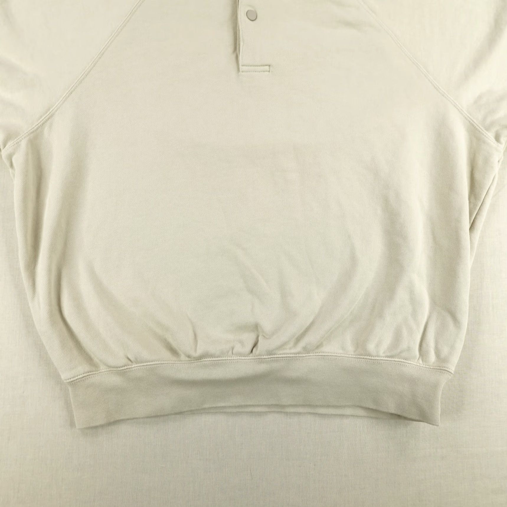 Fear of God VINTAGE Fear of God Essentials Sweatshirt Womens XS Beige Oversized Pullover Casual Streetwear Designer 2010s Size XS / US 0-2 / IT 36-38 - 3 Thumbnail