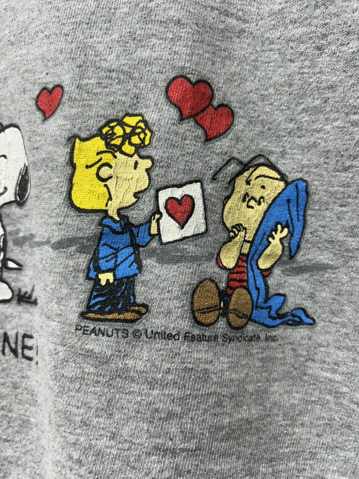 Peanuts Peanuts Be My Valentine Snoopy & Charlie Brown Graphic Tee Size US M / EU 48-50 / 2 - 3 Thumbnail