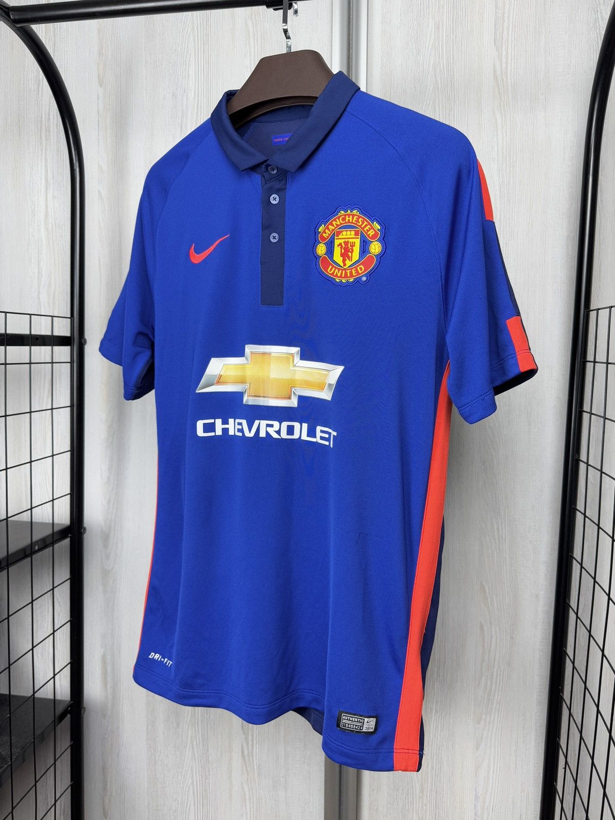 Nike Authentic Nike Manchester United 2014-15 Third Soccer Jersey Size US M / EU 48-50 / 2 - 5 Thumbnail