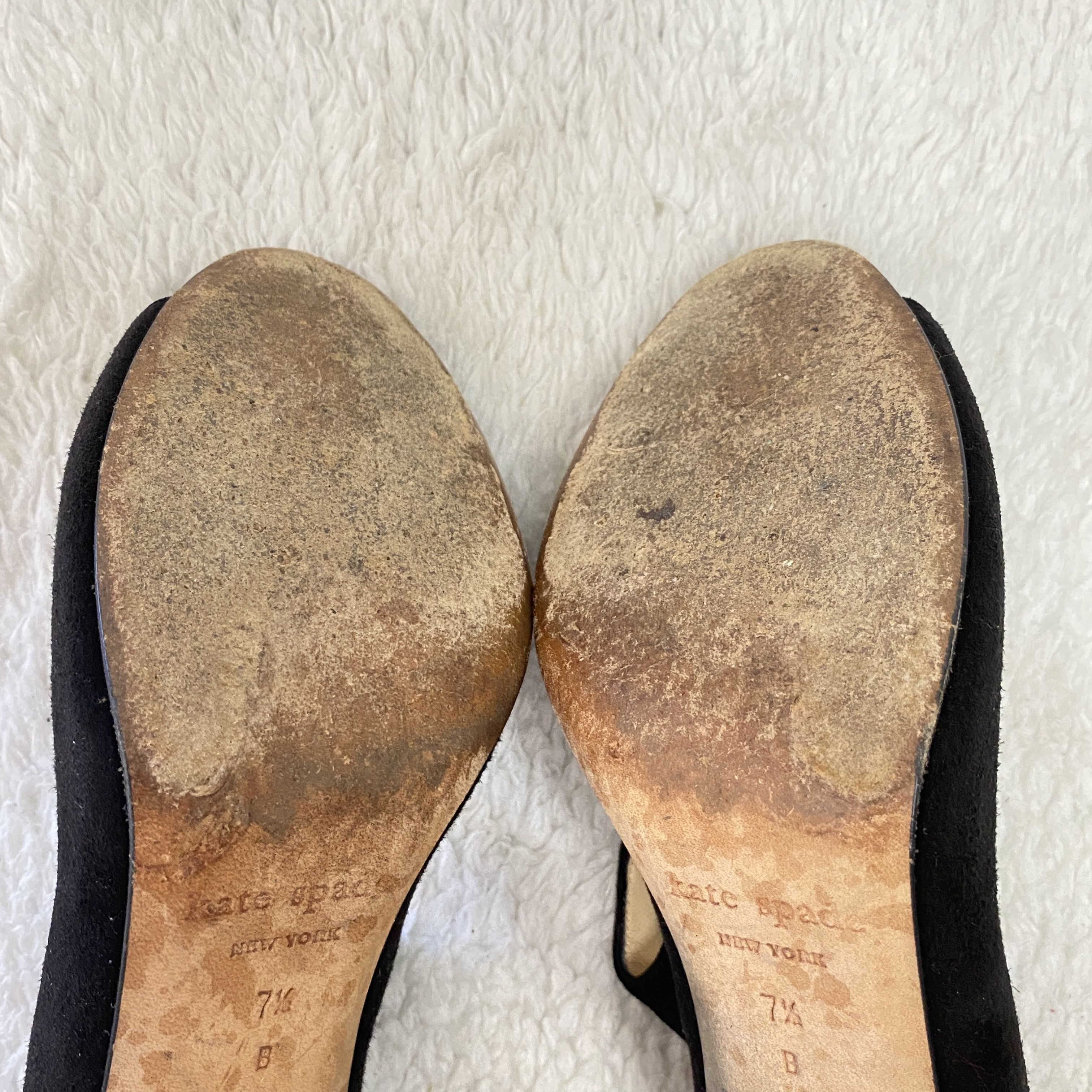 Kate Spade Kate Spade Black Suede Patent Leather Peep Toe Bow Pumps Size US 7.5 / IT 37.5 - 16 Thumbnail