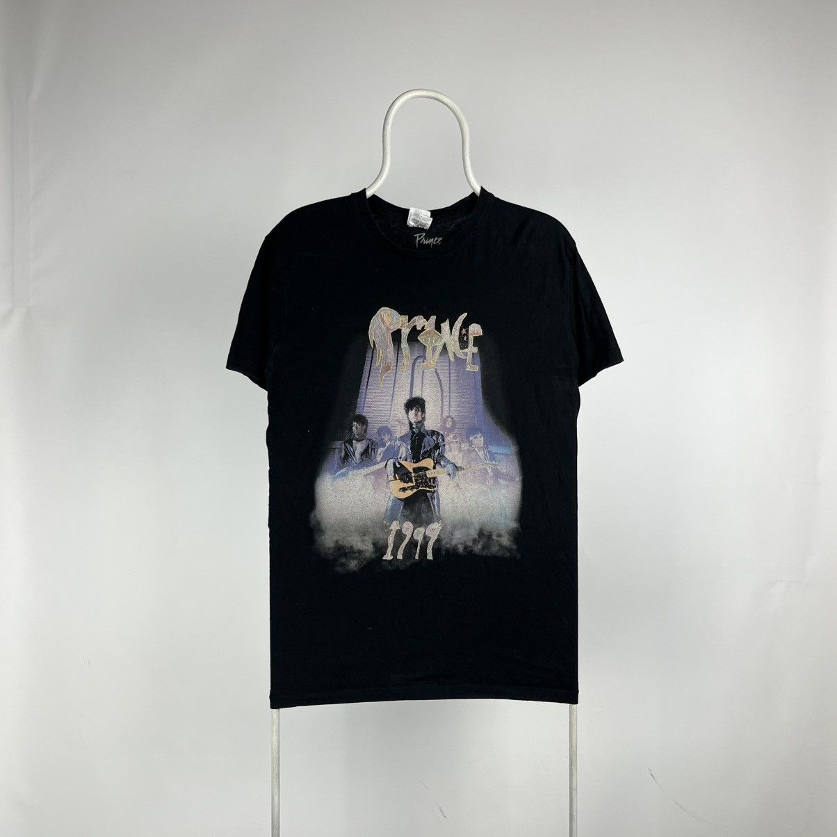 Band Tees Prince Tshirt 1999 rock band size XLarge Size US XL / EU 56 / 4 - 1 Thumbnail