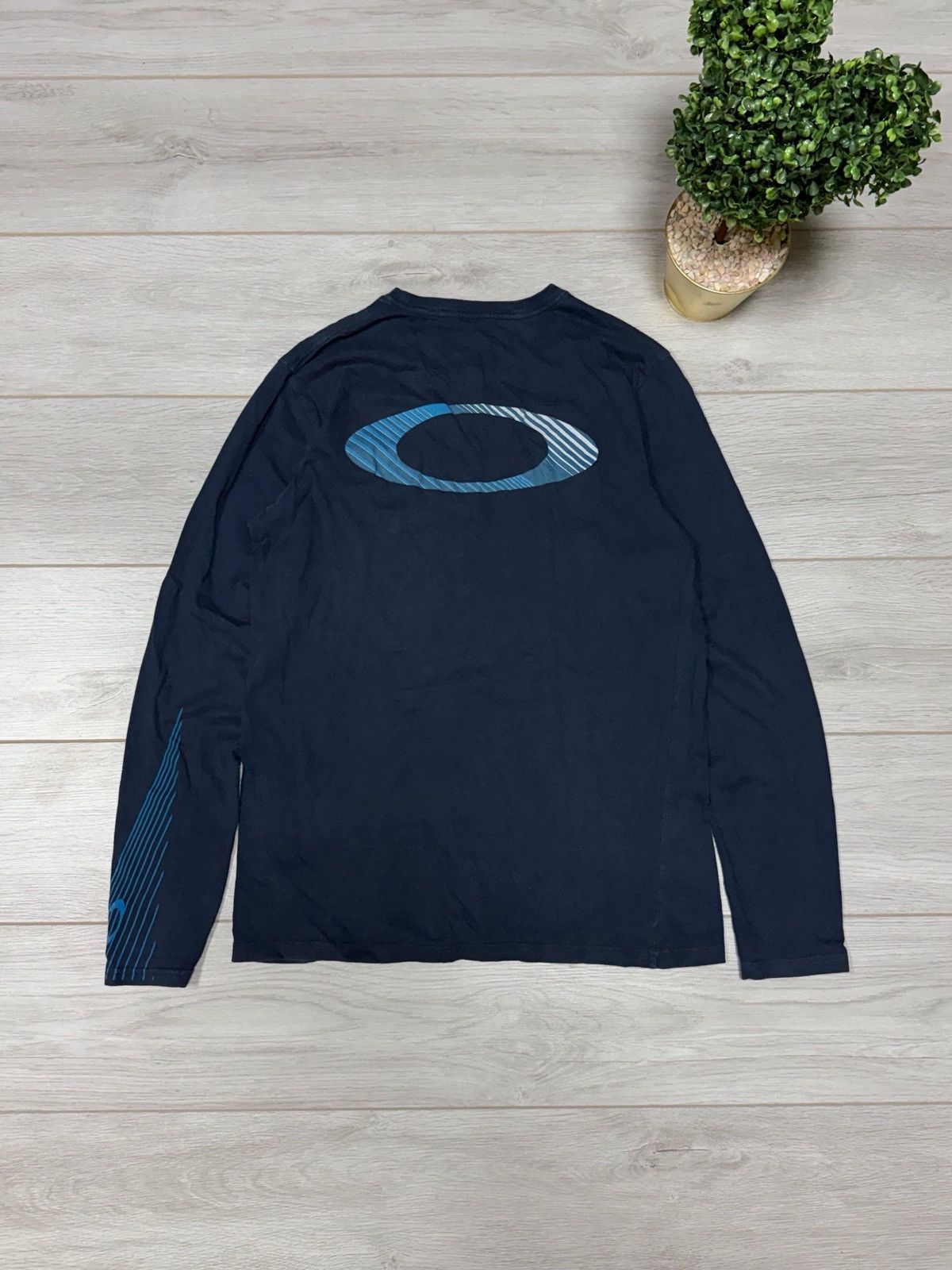 Oakley Oakley vintage big logo ling sleeve shirt Size US L / EU 52-54 / 3 - 2 Thumbnail