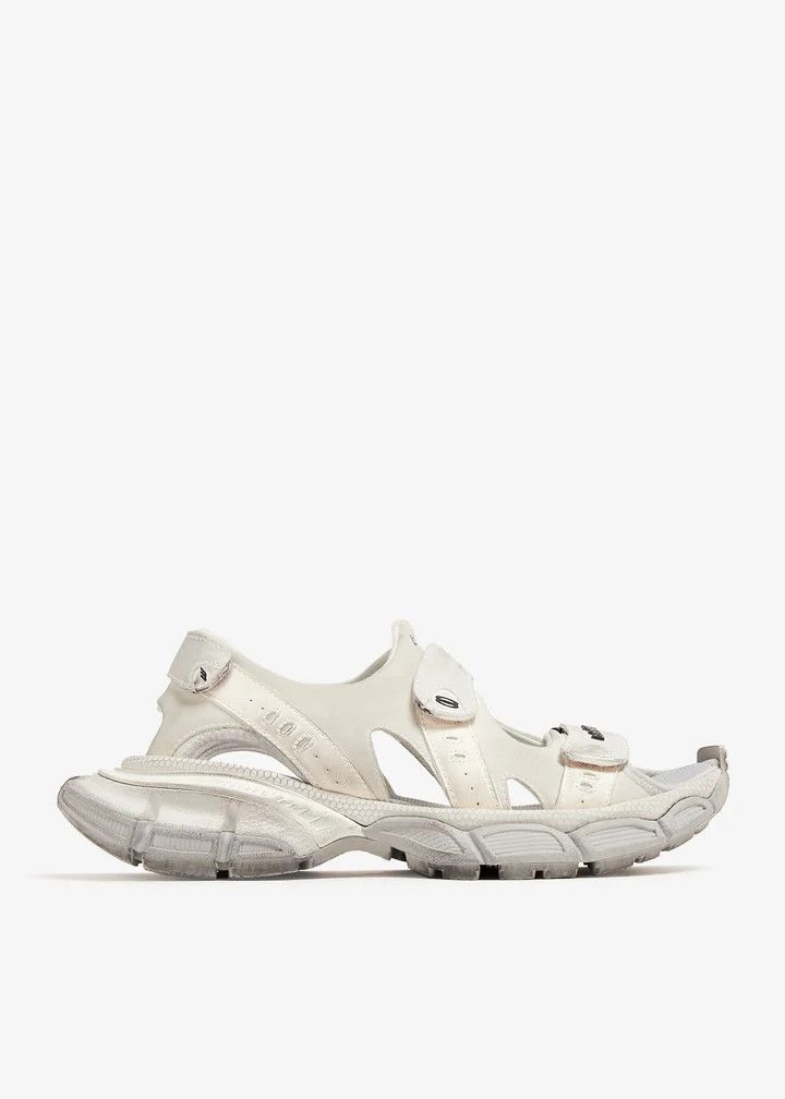 Balenciaga o1srvl11e0226 3XL Sandals In White Size US 7 / IT 37 - 1 Thumbnail