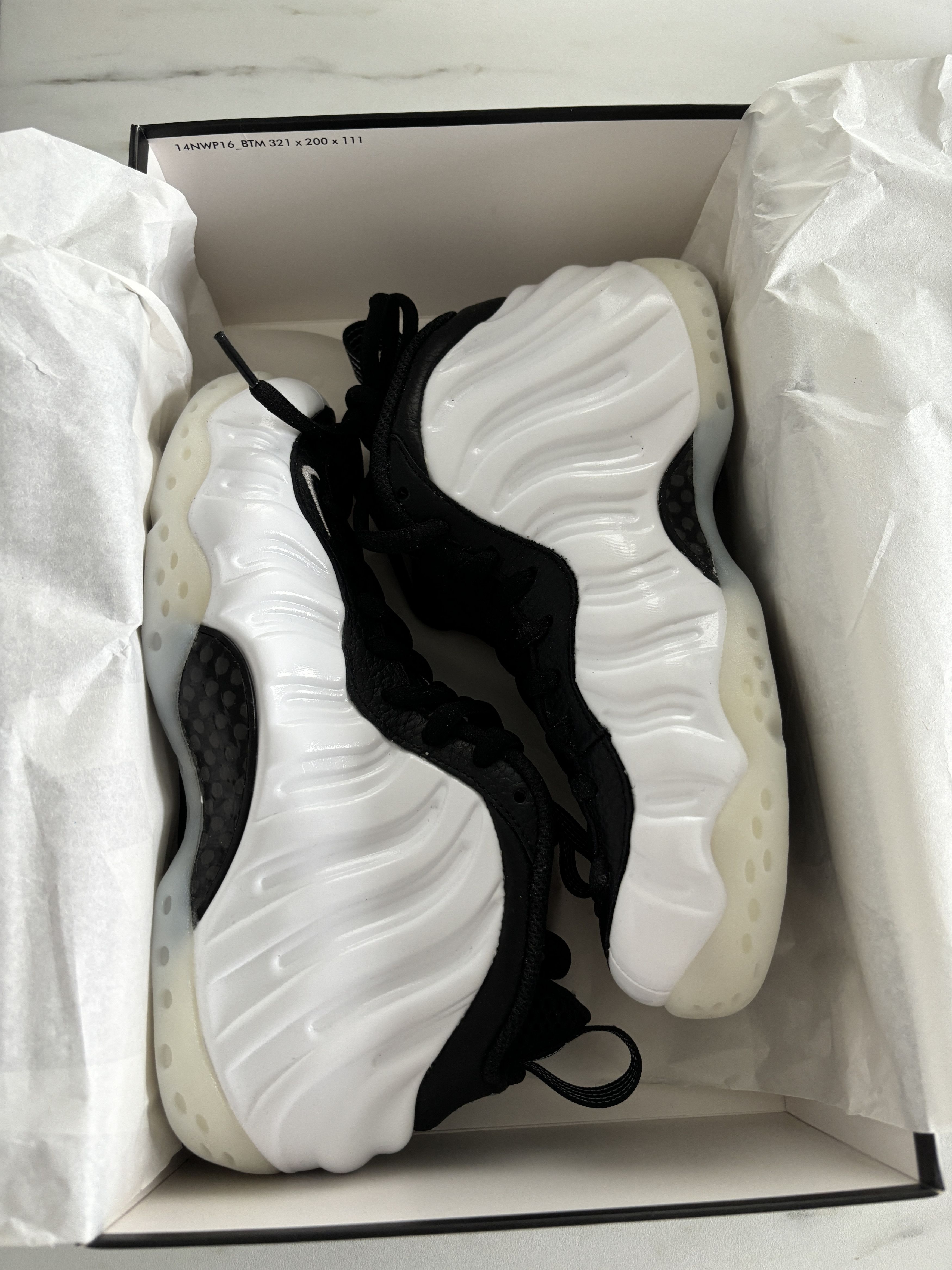 Nike nike air foamposite one Size US 5.5 / EU 38 - 18 Thumbnail