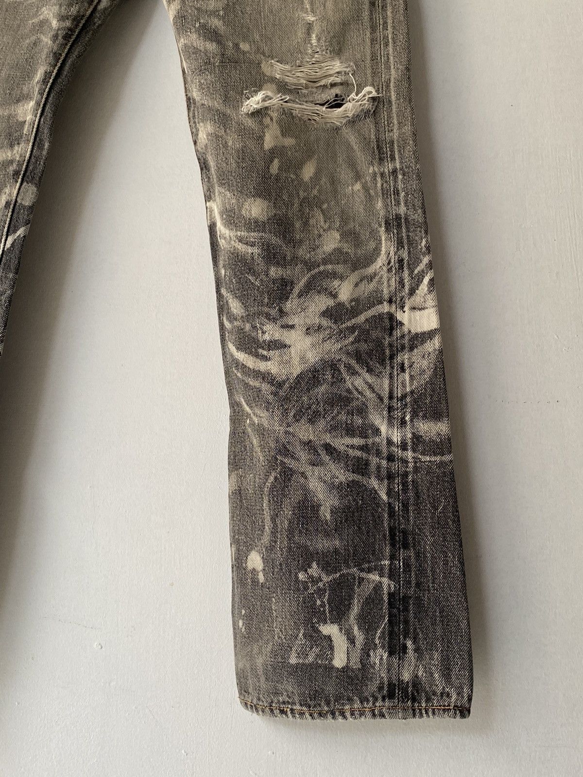 Japanese Brand × Vintage BLEACHING 1990s Denime Distressed FadeBlack Jeans Size US 29 - 6 Thumbnail