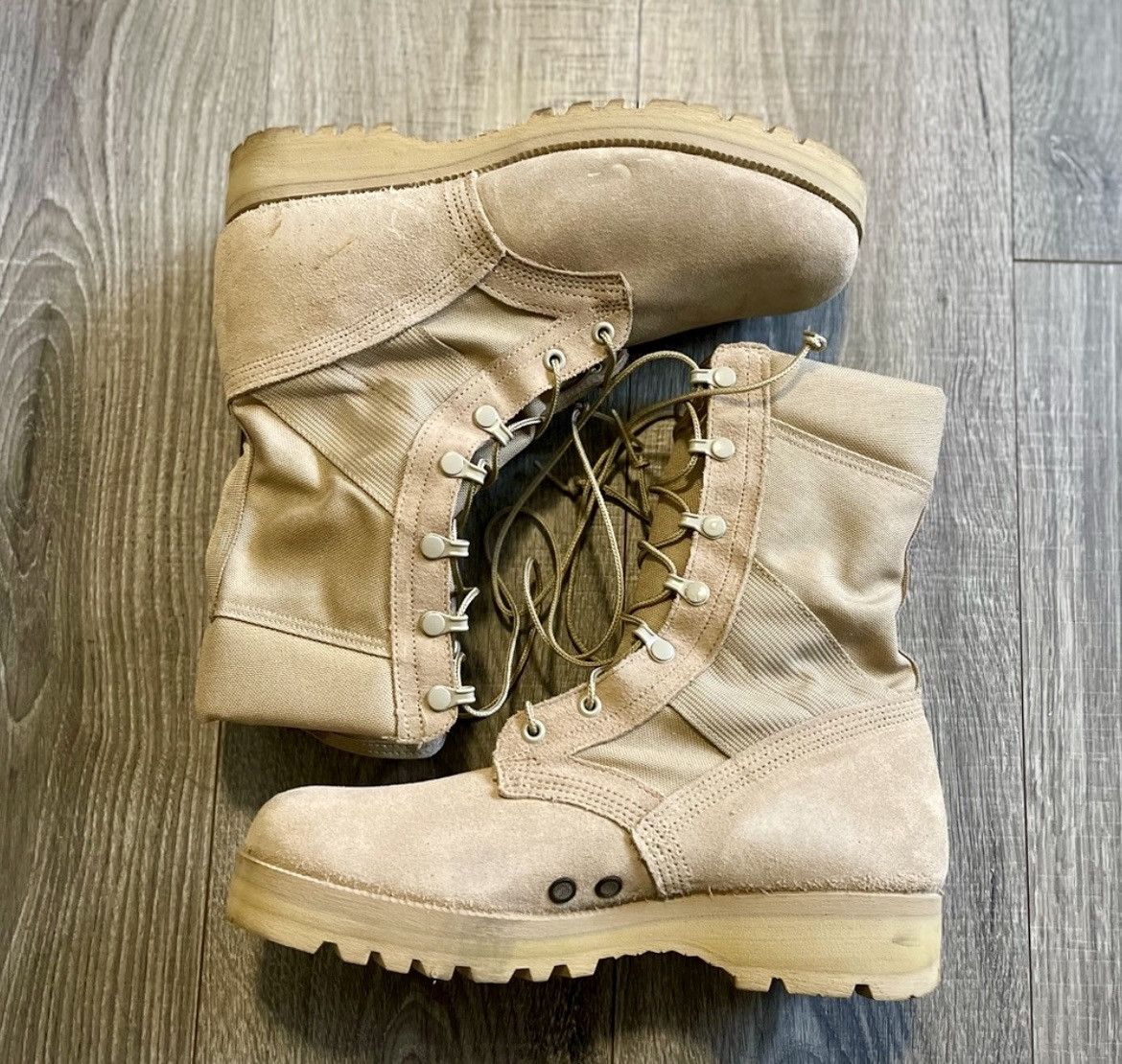 Other Vintage Desert Tan Military Combat Boots Size US 10 / EU 43 - 1 Thumbnail