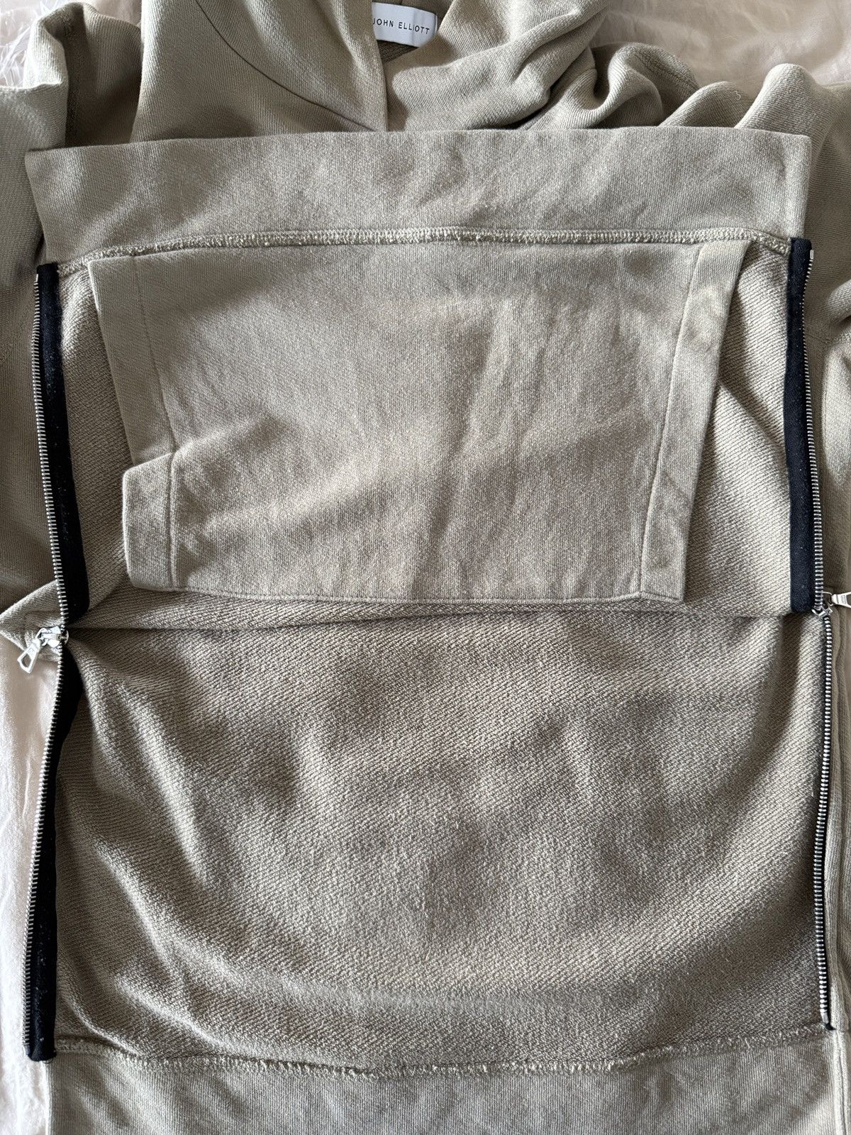 John Elliott John Elliott + Co Villain Hoodie – Sage Green, Size 2 Size US M / EU 48-50 / 2 - 6 Thumbnail