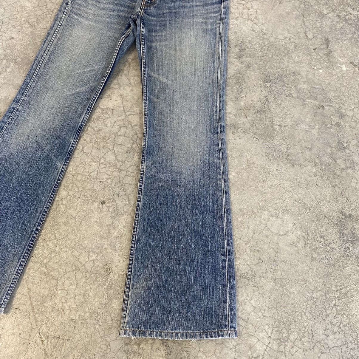 Levi's Vintage Levis 517 Faded Blue Bootcut Flared Jeans Size US 30 / EU 46 - 7 Thumbnail