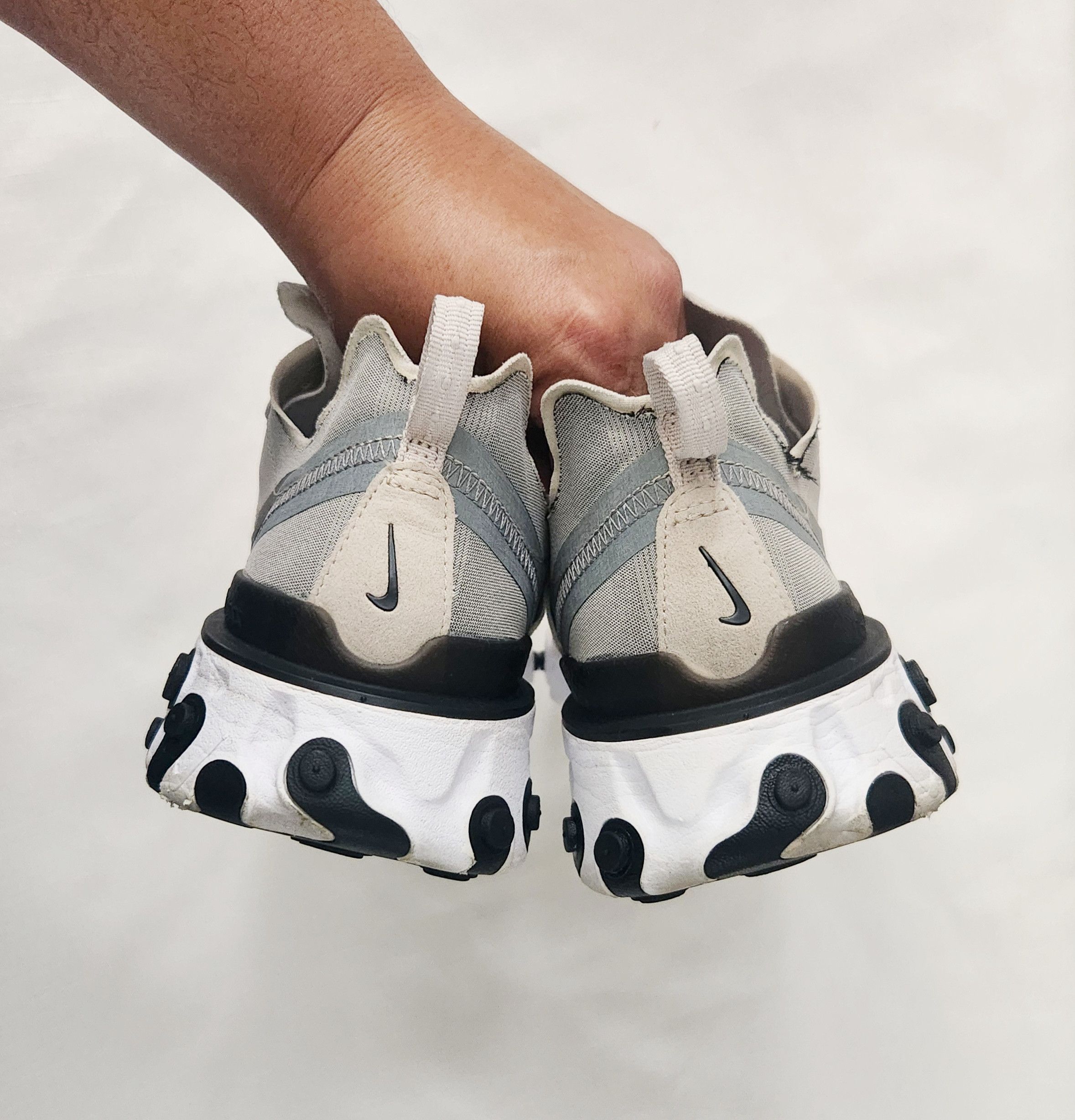 Nike Nike React Low Black Gray Tan Running BQ6166-100 ‘18 Size 11 Size US 11 / EU 44 - 9 Thumbnail