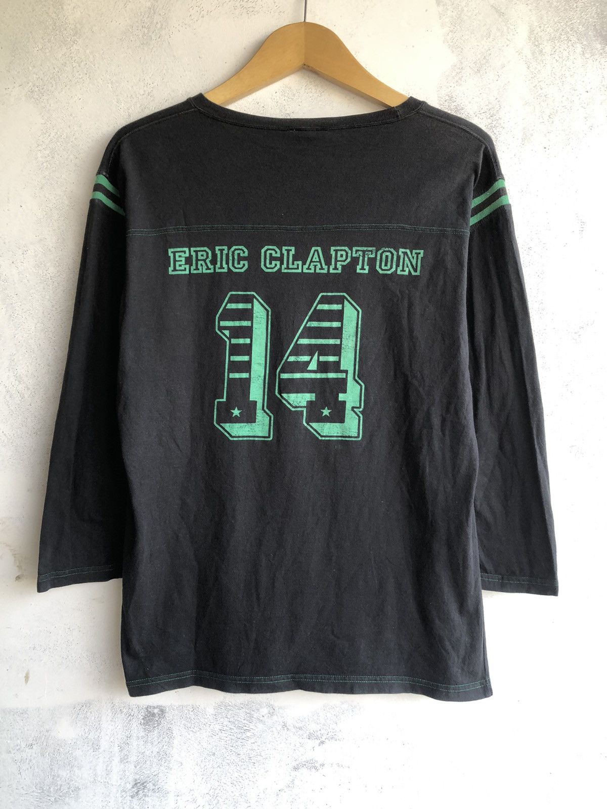Beauty Beast Japanese Poem Eric Clapton LongSleeve 40 Year Road to Japan Size US L / EU 52-54 / 3 - 2 Thumbnail