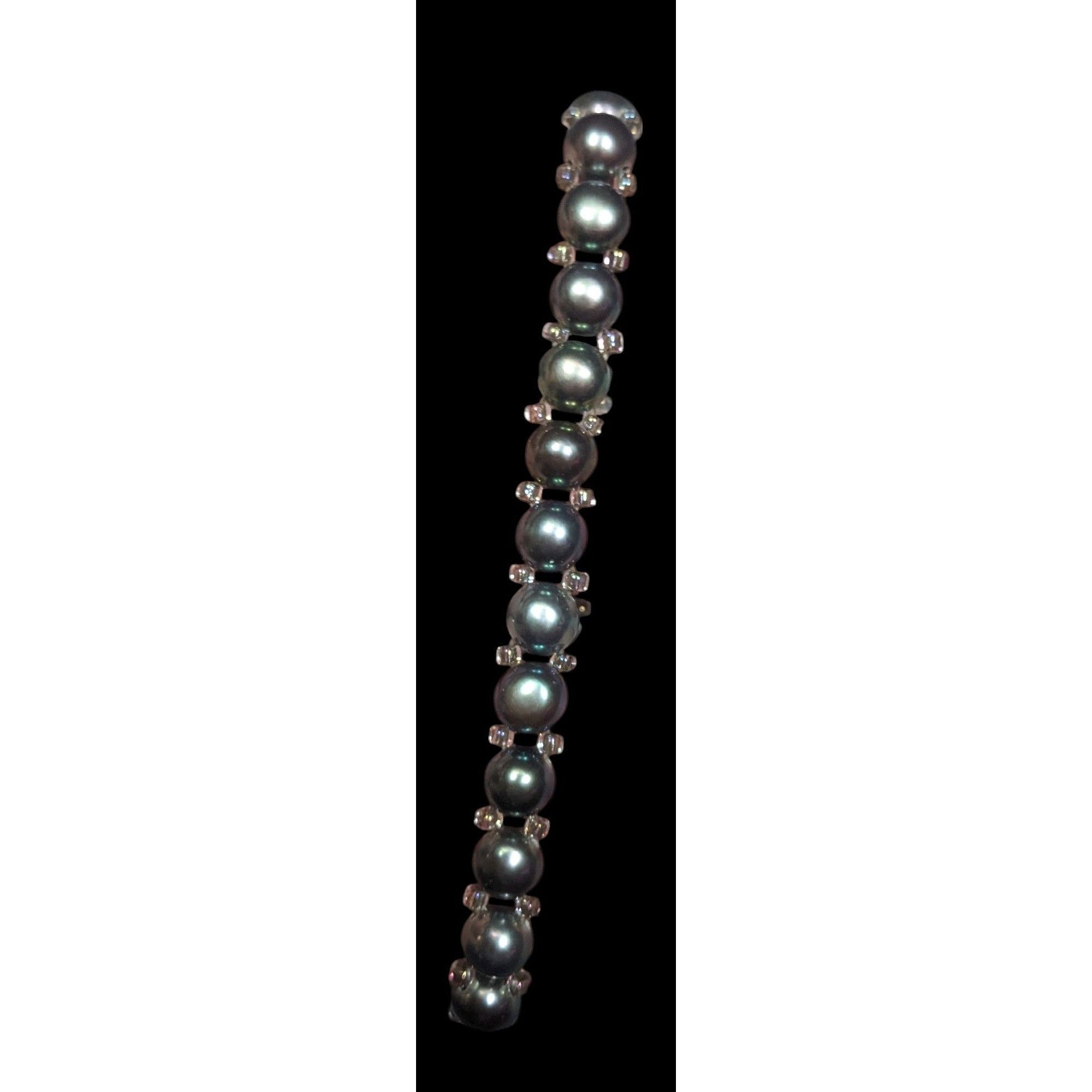 Other Whimsical Fantasy Black Pearl And Glass Beaded Bracelet Size ONE SIZE - 3 Thumbnail