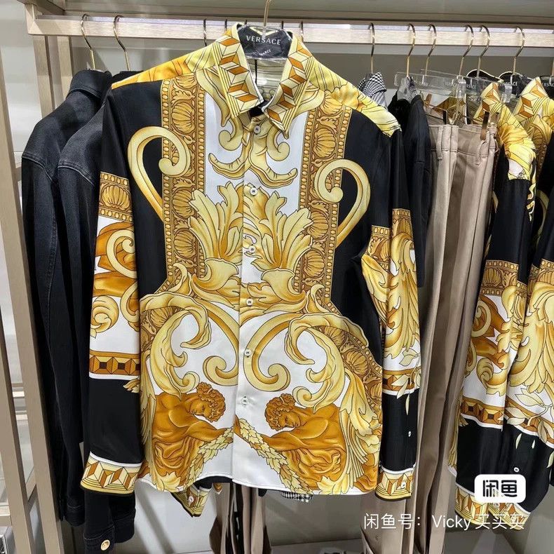 Versace Versace Black gold baroque mulberry silk shirt Size US M / EU 48-50 / 2 - 2 Thumbnail
