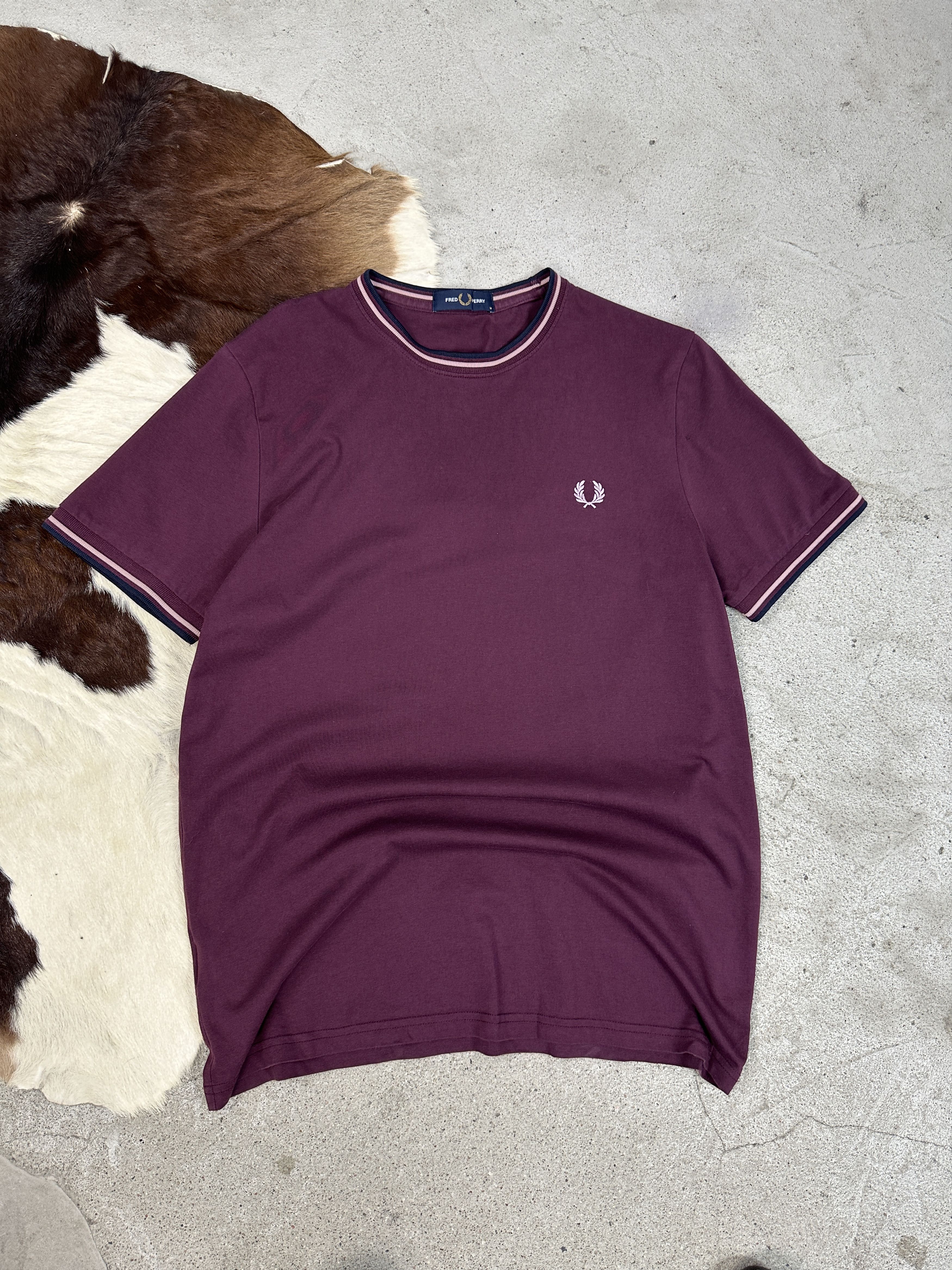 Fred Perry × Vintage Vintage Streetwear Preppy 00s Fred Perry T-shirt Size US M / EU 48-50 / 2 - 1 Thumbnail