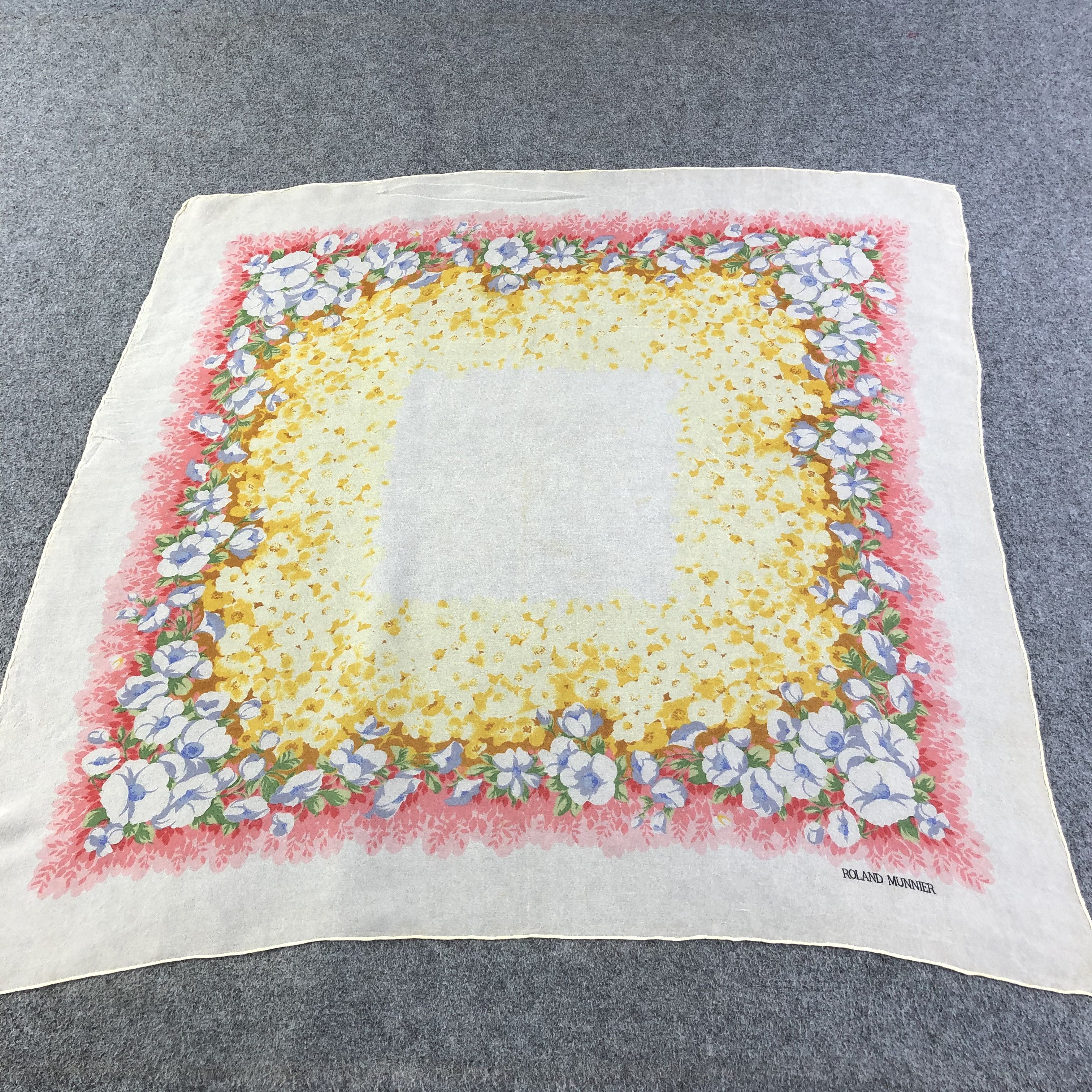 Vintage Roland Munnier Hand Rolled Silk Scarf M840 Size ONE SIZE - 1 Thumbnail