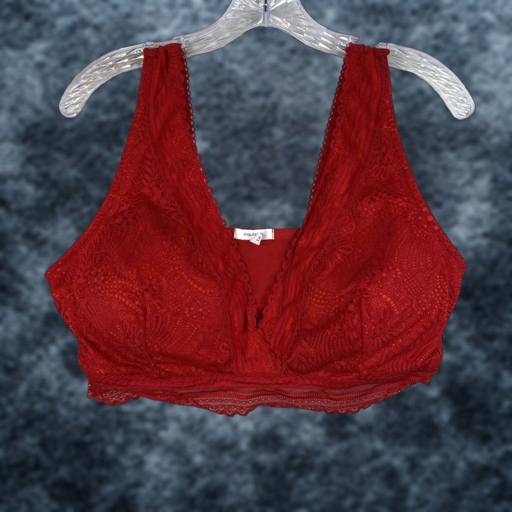 Vintage Maurices Bralette 1X Red Lace Triangle Wide Strap Removable Pads Pullover Wireless Nylon Blend Floral Pattern Shirt? Size ONE SIZE - 1 Thumbnail