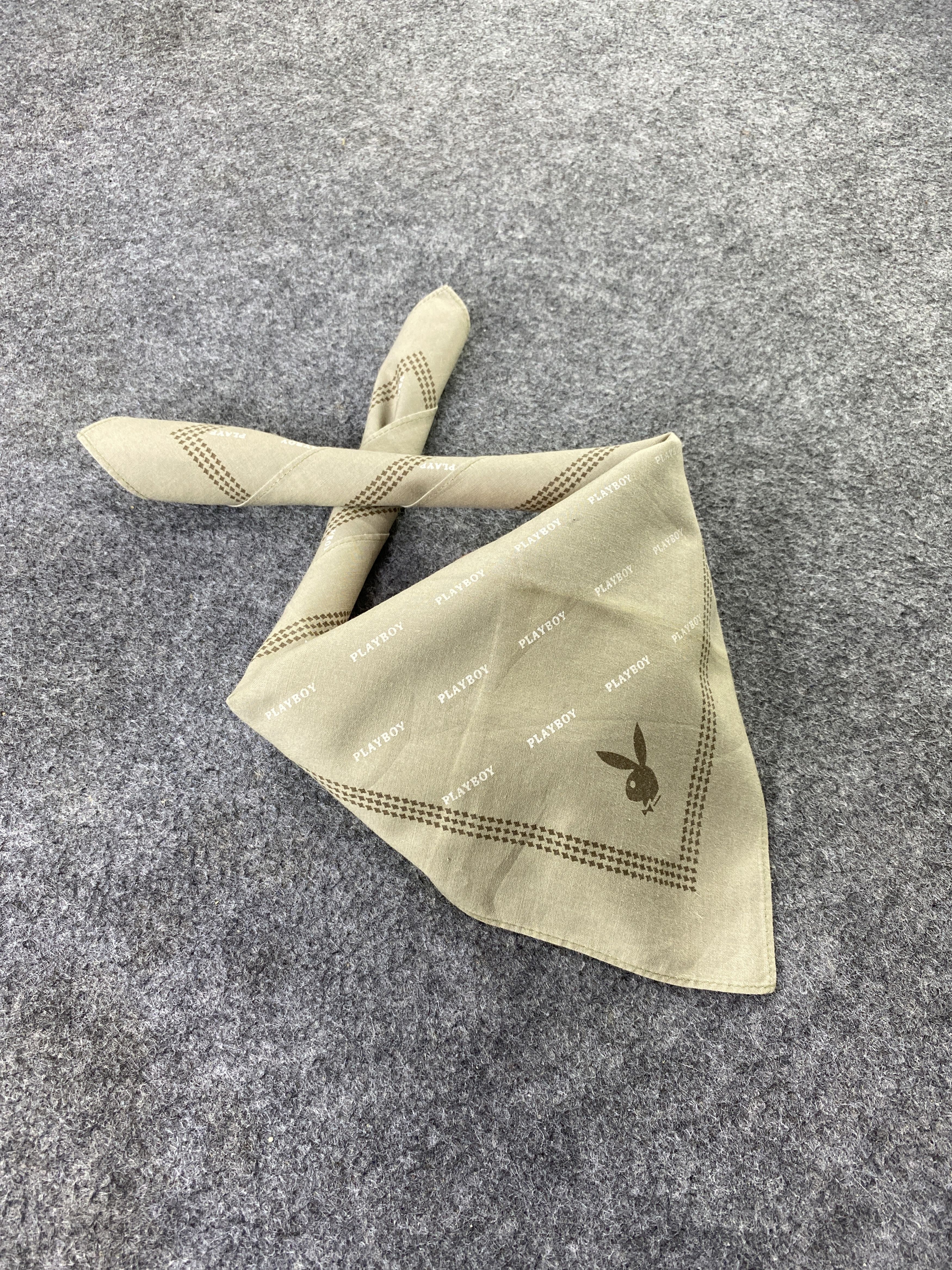 Playboy Playboy Handkerchief / Bandana / Headscarf-B355 Size ONE SIZE - 1 Thumbnail