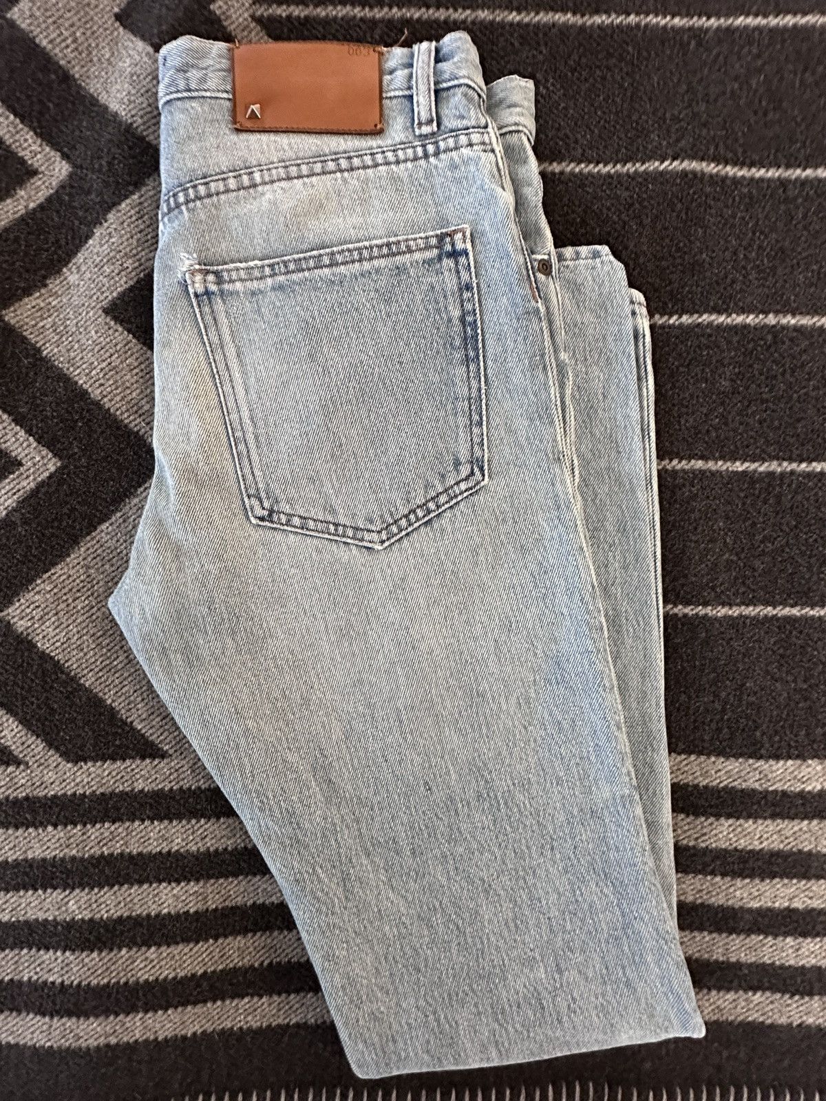 Valentino Valentino blue light wash straight men’s jeans Size US 28 / EU 44 - 10 Thumbnail