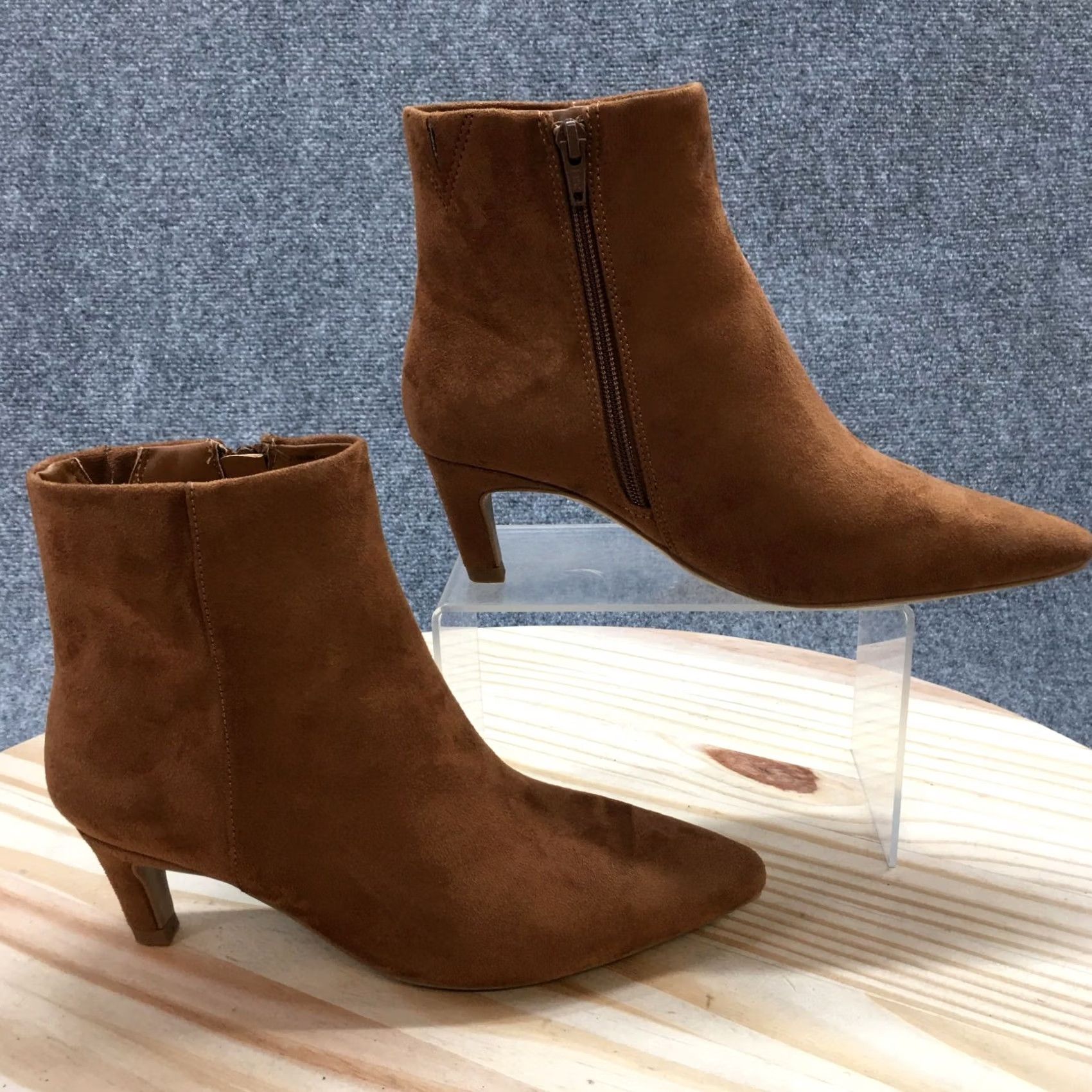 Vintage Universal Thread Boots Womens 7 Ankle Bootie Brown Side Zip Pointed Toe Stiletto Boots Size US 7 / IT 37 - 2 Thumbnail