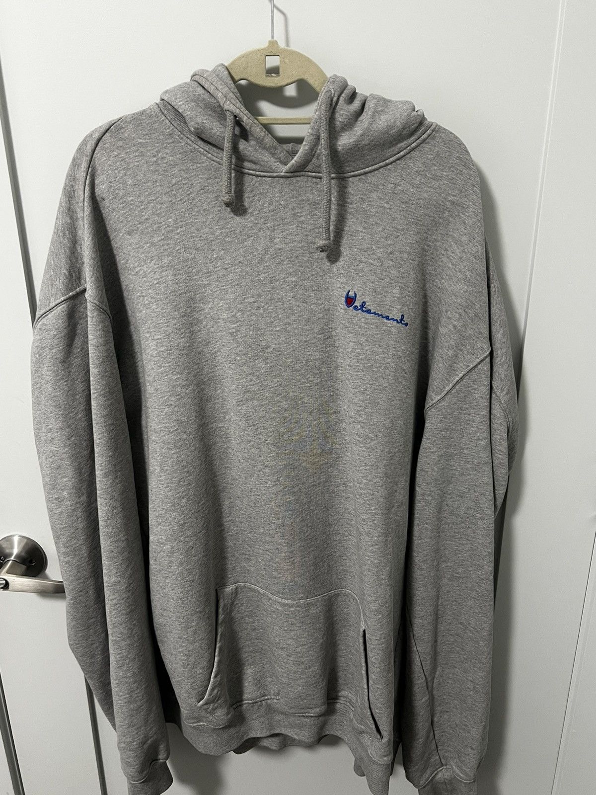 Vetements Champion logo hoodie