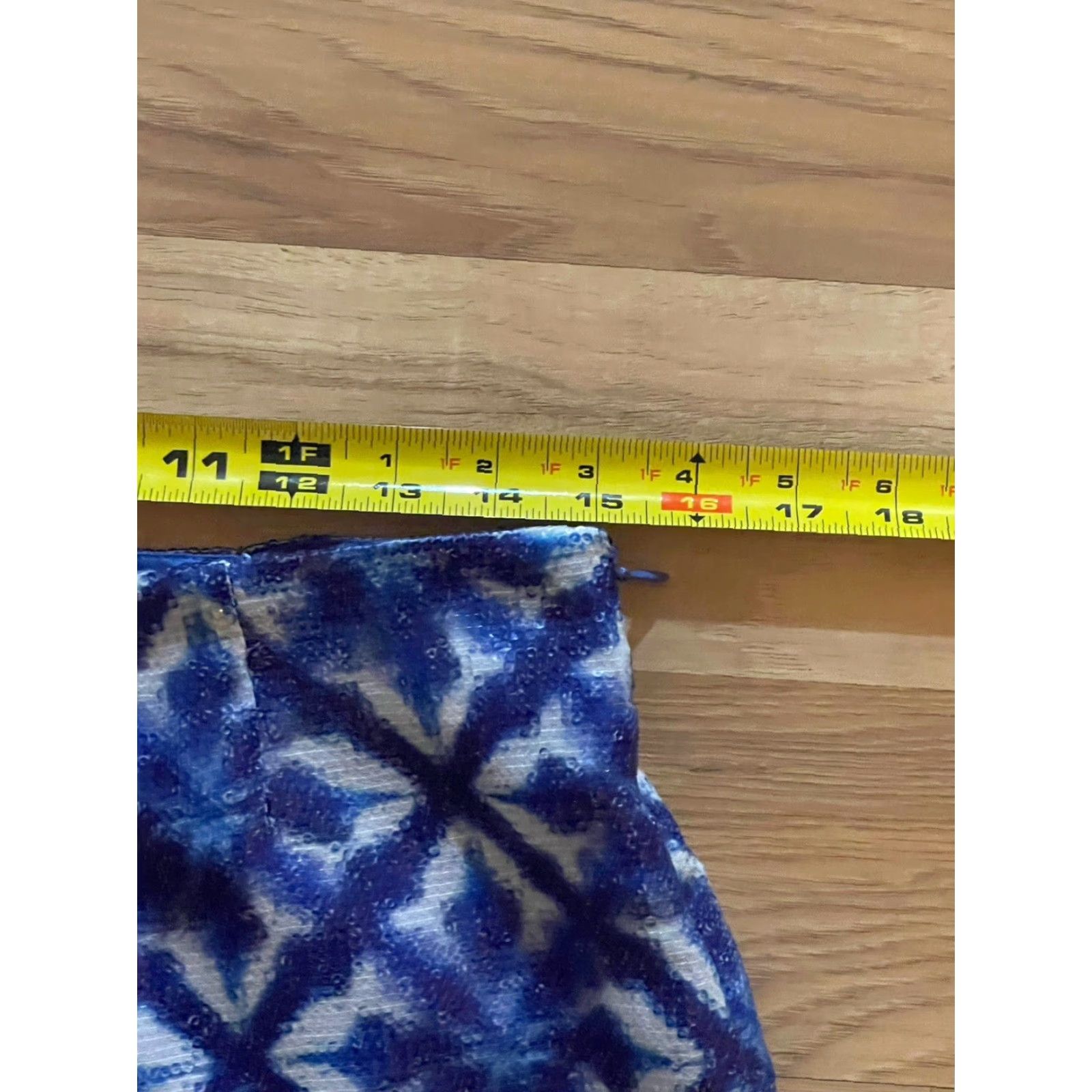 Anthropologie VINTAGE Anthropologie Cluny Reactive Shimmer Blue Tile Pattern Sequin Skirt Adult 8 Blue Sequin Mini Womens Size 30" / US 8 / IT 44 - 3 Thumbnail