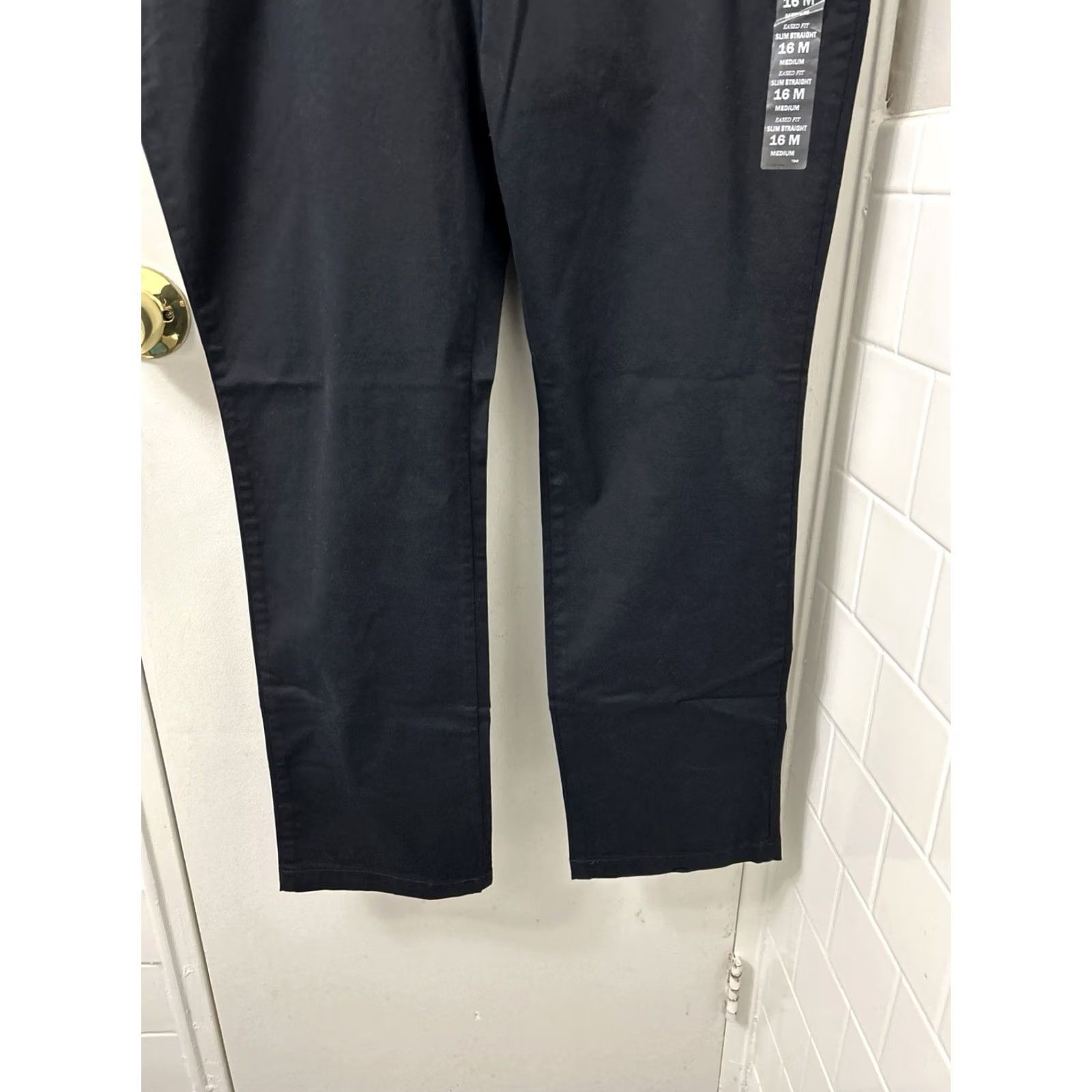 Lee Lee Tailored Chino Pants Womens 16 Slim Straight Leg NWT Black, 30 Inseam, 30 Inseam? 16x30 - NWT Size 38" / US 16 / IT 52 - 3 Thumbnail