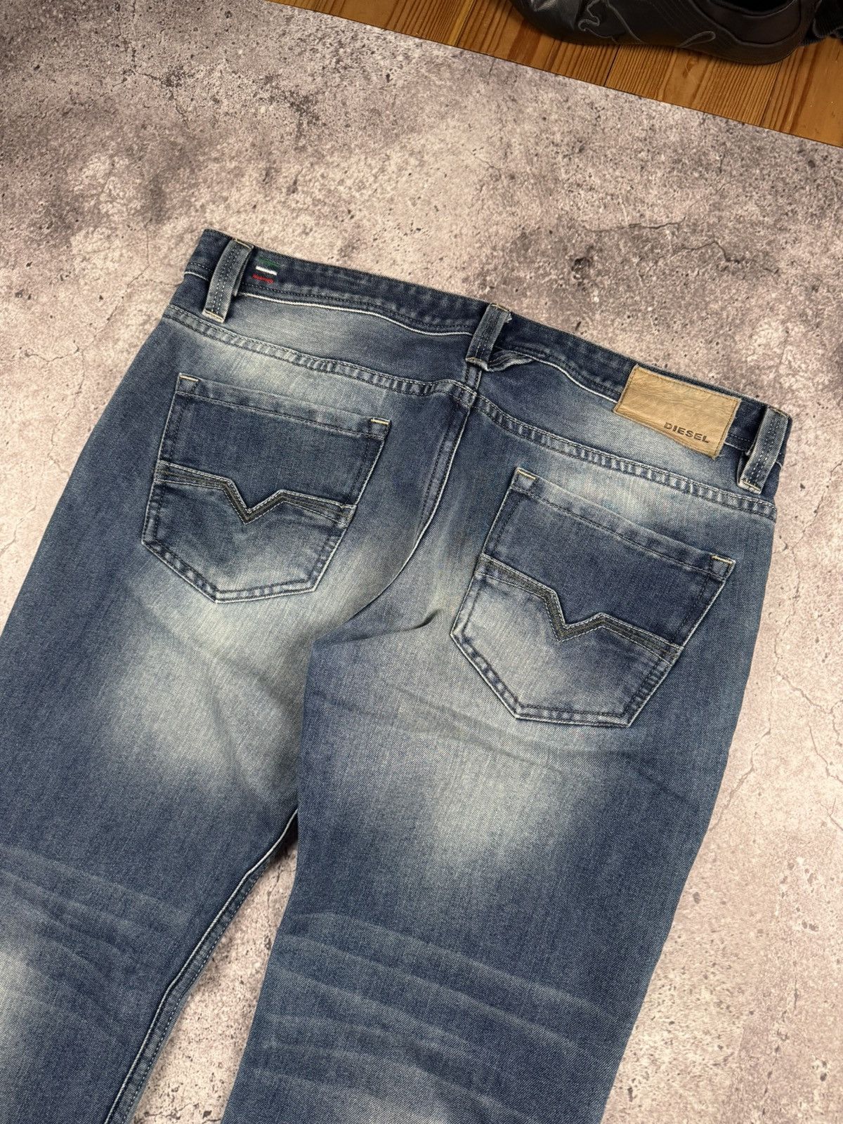 Diesel CRAZY FLARED DIESEL LARKEE JEANS If Six Was Nine japanese Size US 36 / EU 52 - 5 Thumbnail