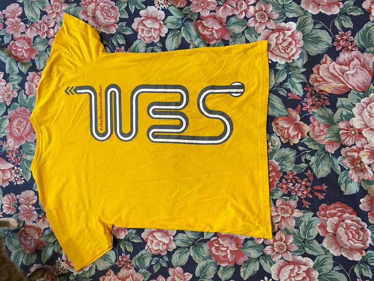 Marlboro Y2K Marlboro T-shirt yellow big print Vintage Size US M / EU 48-50 / 2 - 14 Thumbnail
