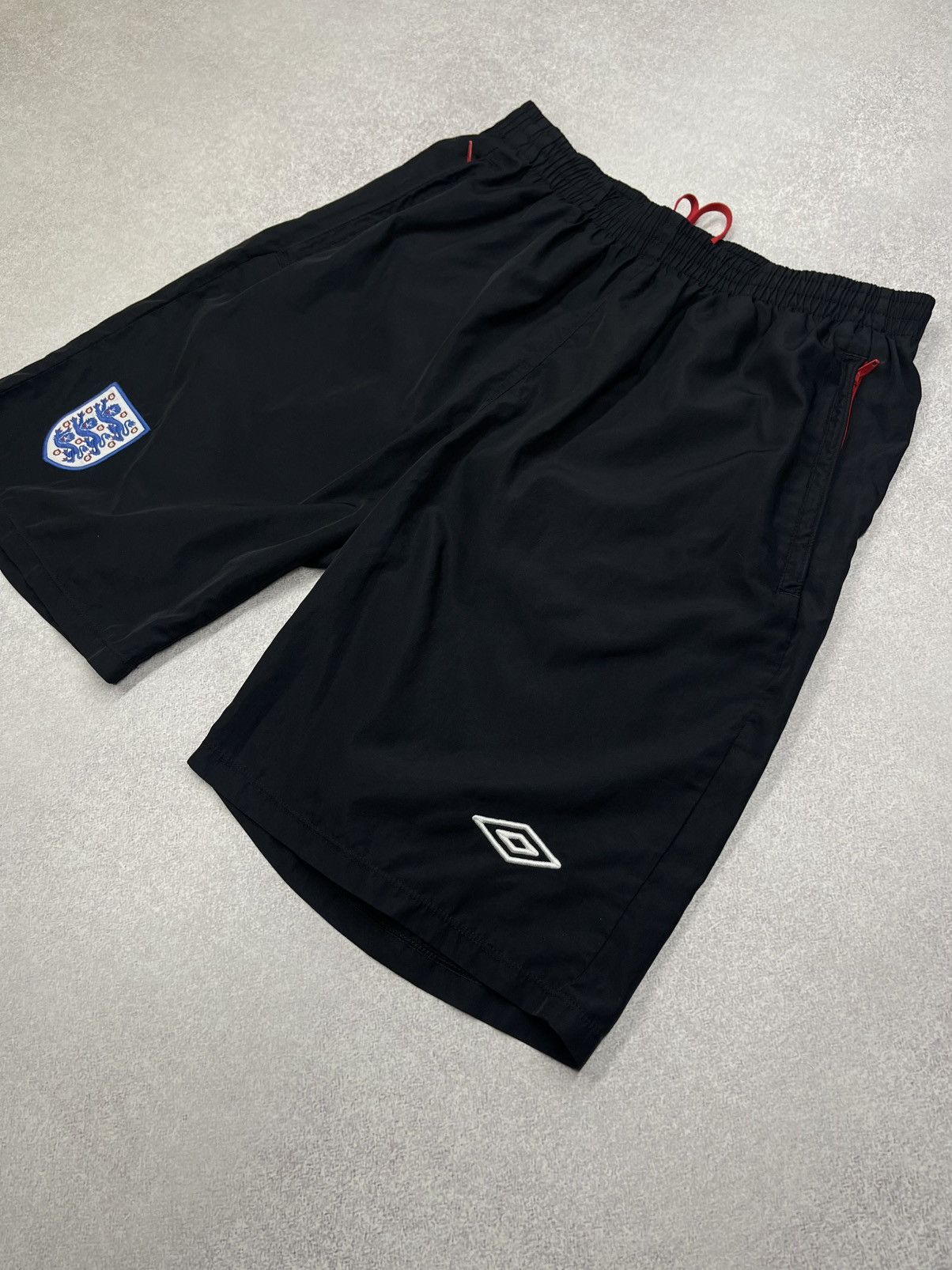 Umbro Vintage Umbro England Black Football Shorts Y2K Soccer Size US 32 / EU 48 - 3 Thumbnail