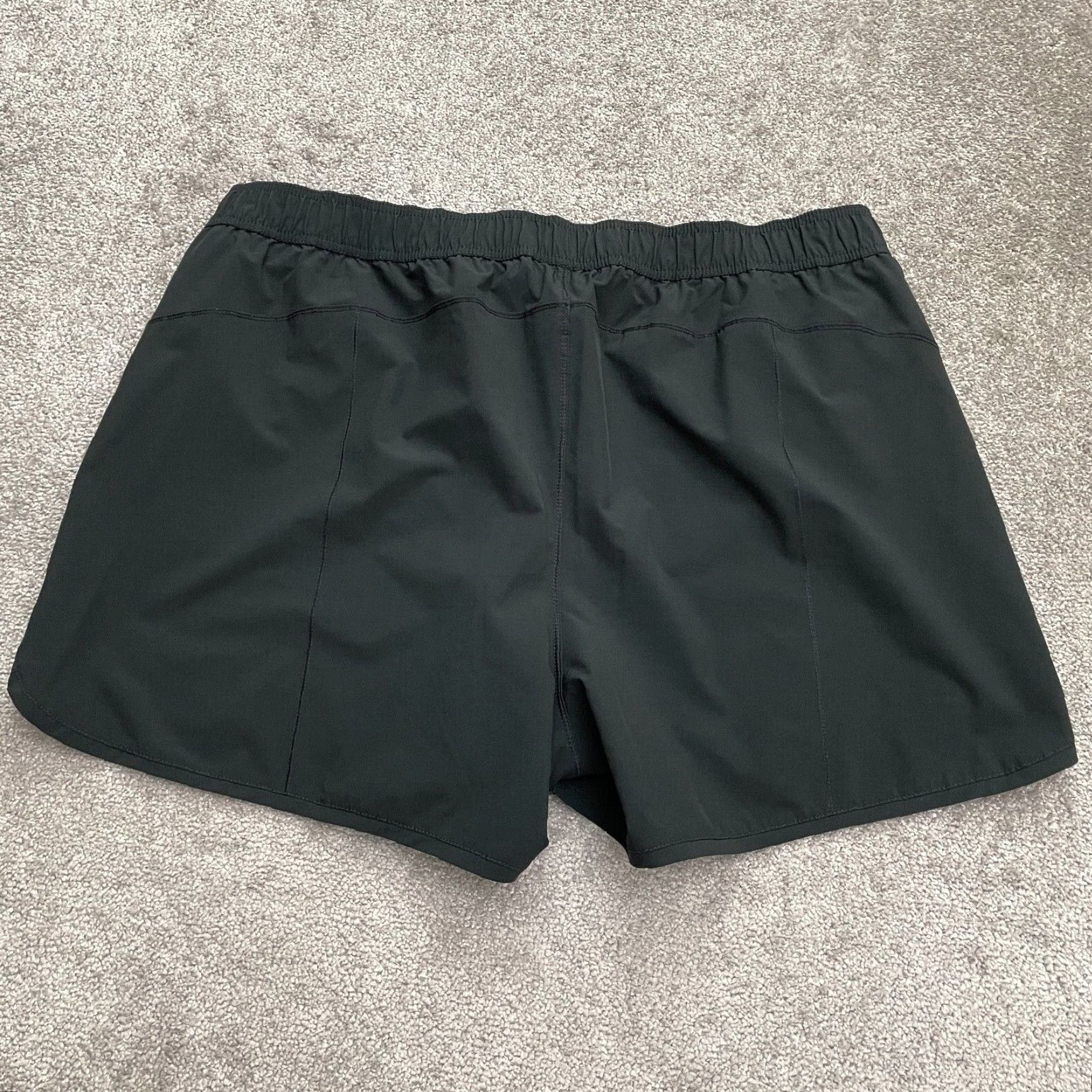 Lands' End VINTAGE Lands' End Active Shorts Womens 24W Black Elastic Waist Drawstring Athletic 42x4 Size 42" / US 20 - 2 Thumbnail